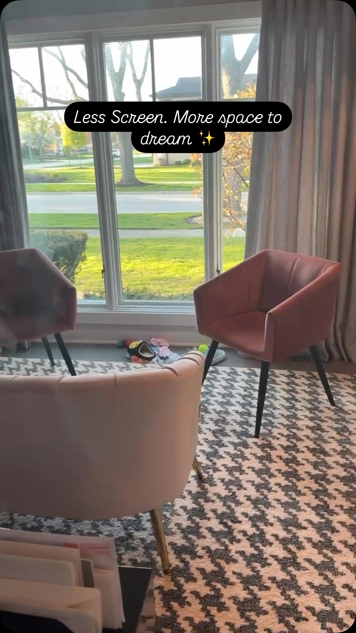 Less Screen. More Space to Dream.
I recently came across an interview with Anna Wintour, where the interviewer was shocked that she didn’t have a computer in her office. Her response? “How can I think creatively if I sit in front of a screen all day?” That hit me.
Inspired by that wisdom (and a little spring equinox energy), I decided to reimagine my own office space.
✨ Spring cleaned my cabinets.
✨ Shifted my perspective—what used to sit behind me is now in front of me.
✨ Created more space to think, dream, and create.
Less clutter. Less screen. More inspiration.
Sometimes, all it takes is a small shift in your environment to spark something bigger. What changes are you making to create space for fresh ideas?
#vision #office #realestate #vogue #spiritualpractice #leadership