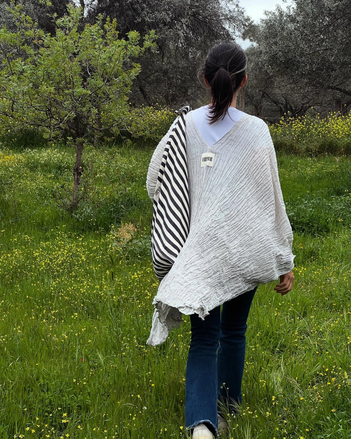 🏖️ Dive into summer vibes with Finegrid’s new Pamuk Kaftan! Lightweight, breezy, and effortlessly chic, it’s the ultimate beachwear must-have. Perfect as a stylish cover-up or a bold standalone look. 😎 We couldn’t wait to show off at the beach and loved to add a style on a daily look!
#Finegridkaftan #BeachChic #SummerStyle #KaftanDress #slowmadefashion #lightbeachdress