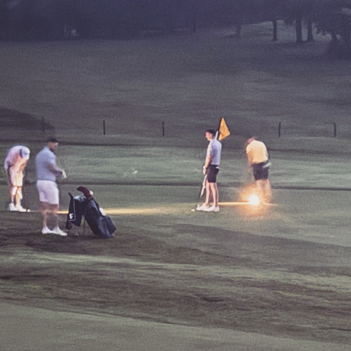 Dedication from players in our Thursday Summer league last week as they putted out on 18th by torchlight. Our Summer league runs weekly from May to September and gets easier as the evenings get lighter! #surreygolf #surreygolfclub #golfchallenge #golfbytorchlight #golfinthedark