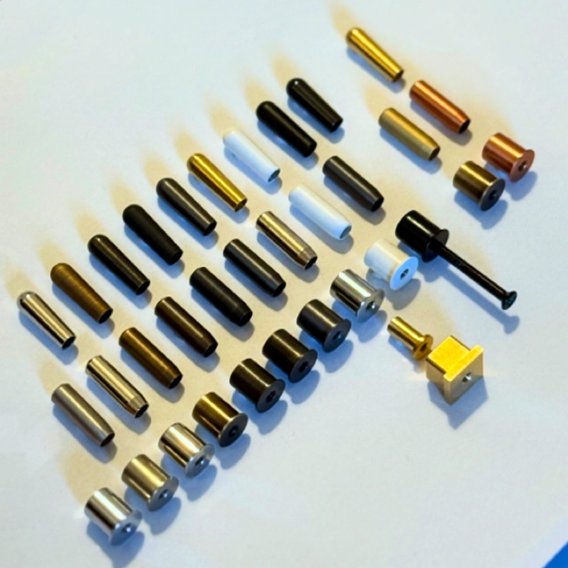 Lorsque l’on vous dit qu’il y a une infinité de possibilités, en voici un tout petit aperçu avec un extrait de notre gamme de manettes et boutons🔘
#6ixtes #6ixtesinterrupteurs #interrupteur #ateliersdefrance #savoirfaire #artisanat #artisanatfrancais #artisans #architecture #luxe #decorationinterieur #decoration #interiordesign #interiordecor #homedecor #design #craftmanship #homedesign #interiorarchitect