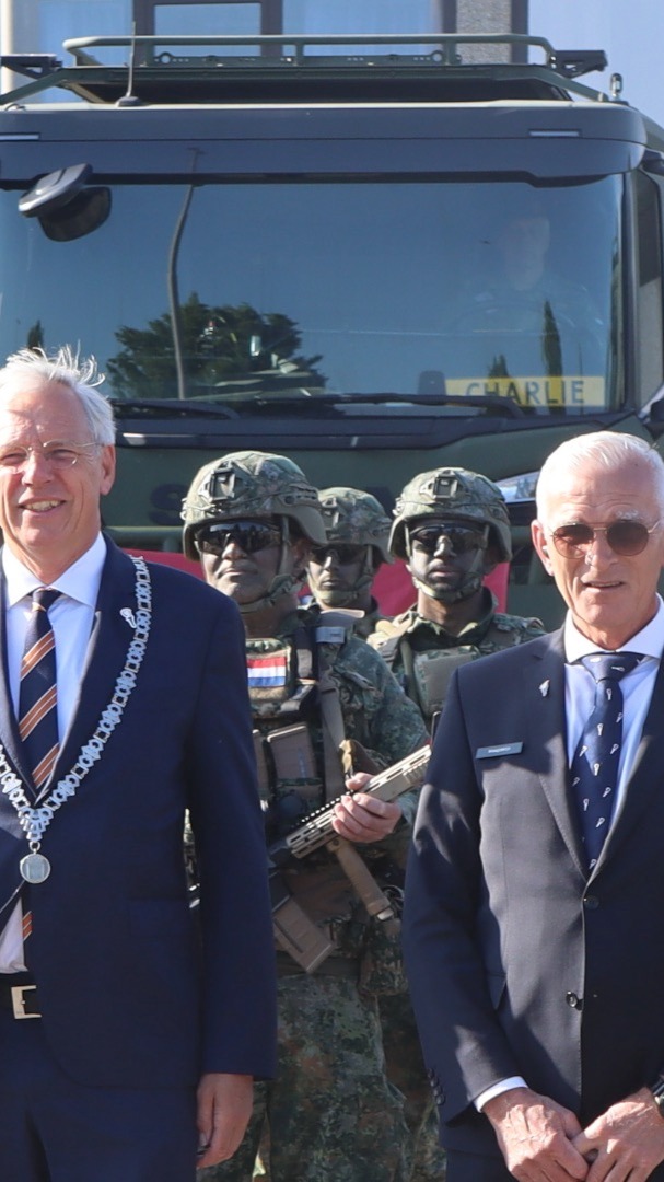 📣Wij zijn #streapp en tonen content van ooggetuigen. Bekijk de compilatie van afgelopen week. Nieuwsgierig naar het platform wat wij ontwikkelen? Volg ons!
#ooggetuige #p2000 #112fotografie #brandweer #ambulance #politie #berging #watiseraandehand #hulpverleners #rijkswaterstaat #handhavers #evenementenfotografie #enschede #Nootdorp #amstelveen #dodenherdenking #katwijk #rijnsburg #hooghalen