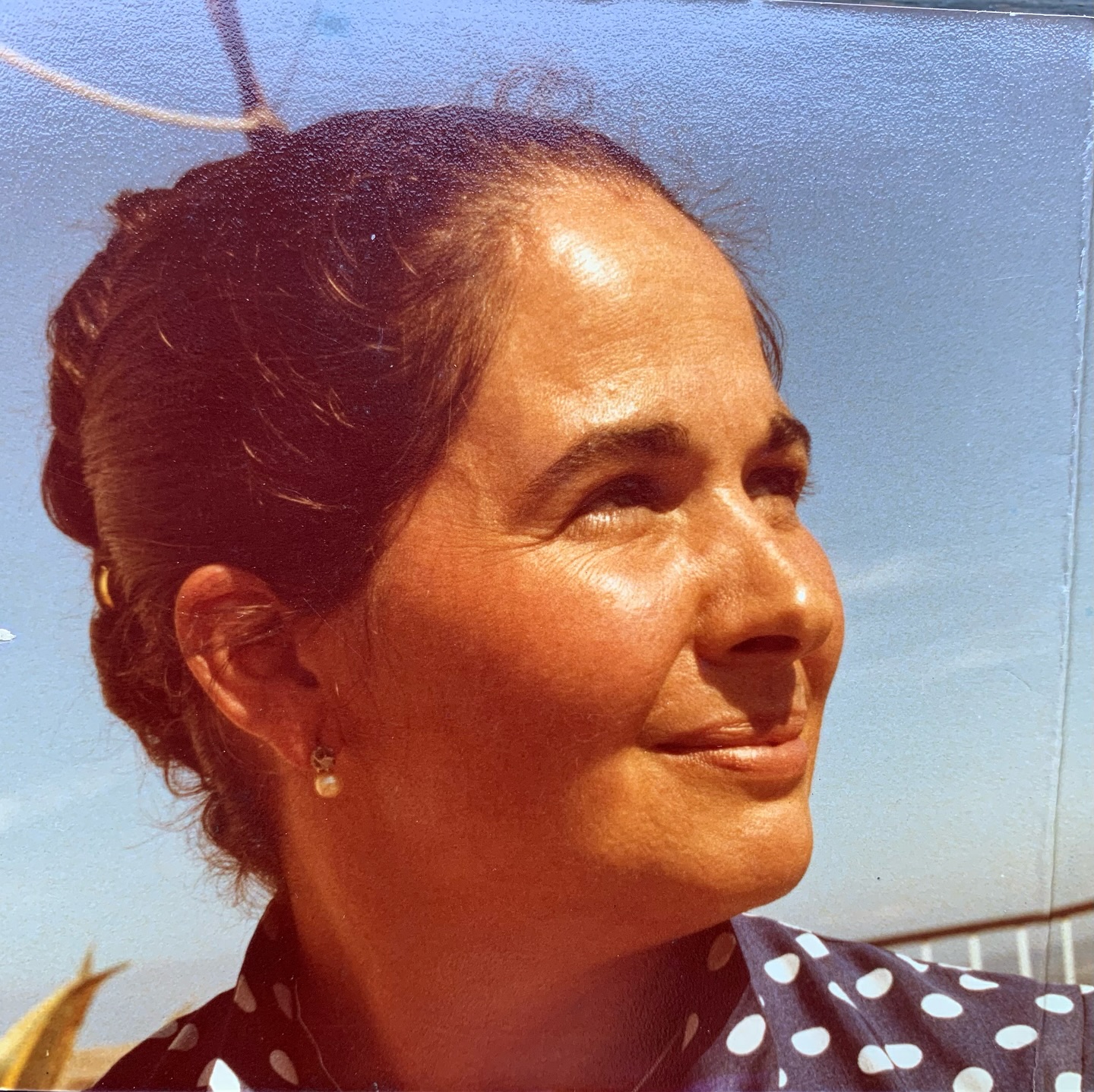 Madalena 💛
Today we celebrate the heart of our home and the woman who kept it warm, joyful & full of life!
Grannie has been the soul of Moinho House for over 50 years. She raised her family here, welcomed generations and even sold ice cream on this very spot for more than 35 years.
This house carries her love in every room and it’s a joy to now share it with others.
Happy Mother’s Day to the matriarch of our family and to all the strong women who make a house a home!
#mothersday #matriarch #homewithheart #airbnbportugal