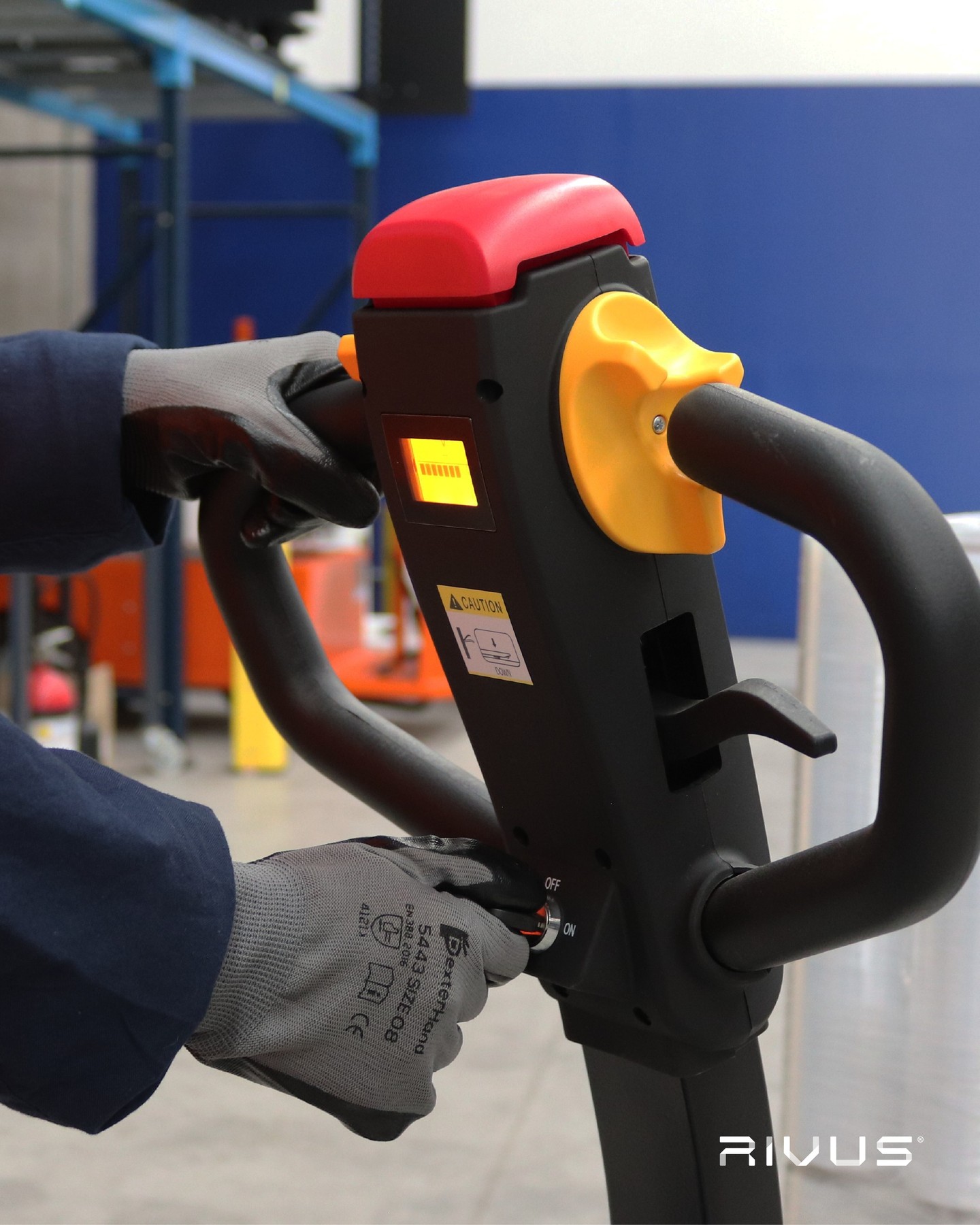 ¿Listo para llevar tu operación al siguiente nivel?
Con nuestro Kit de Patín Eléctrico + Playo Manual tienes la fórmula perfecta para mover, proteger y optimizar tus cargas de forma ágil y segura.
🚀 Menos esfuerzo, más productividad.
🛡️ Más control, menos riesgos.
🔗 Elige el adecuado para tu sector: https://www.rivus.mx/intralogistica/ofertas-especiales
Conoce la solución que está revolucionando la logística inteligente en RIVUS.mx
#LogísticaInteligente #SuministrosIndustriales #MovilidadIndustrial #CadenaDeSuministro #RIVUS #PatinesEléctricos #PatinesIndustriales #ComprasIndustriales