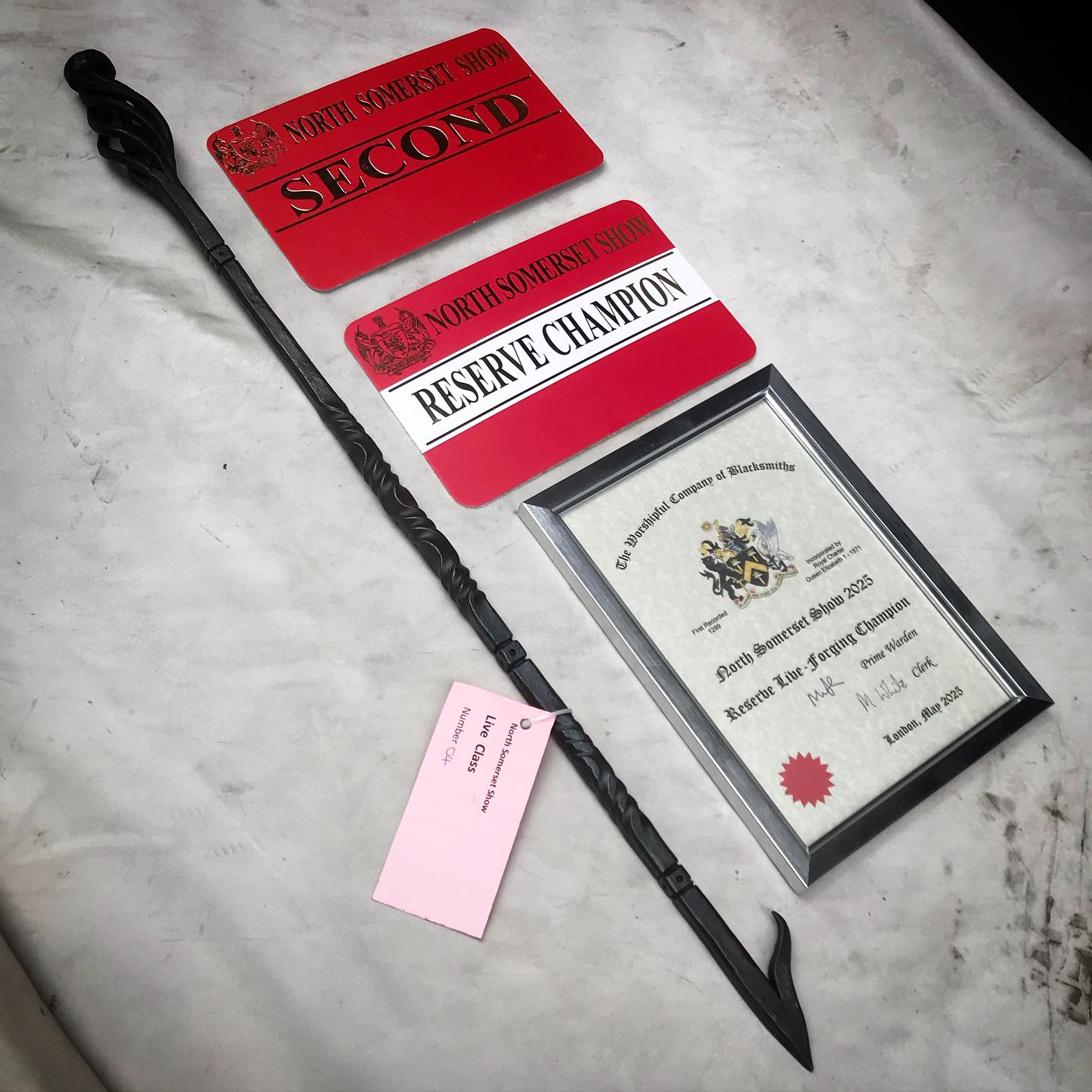 It’s been a little while since posting anything and also even longer that I have attended a show and competed! Very please yesterday with a reserve show champion (2nd place) at the #northsomersetshow for the #liveblacksmithingcompetition. Really great to see some familiar faces and catch up, along with meeting Some new!