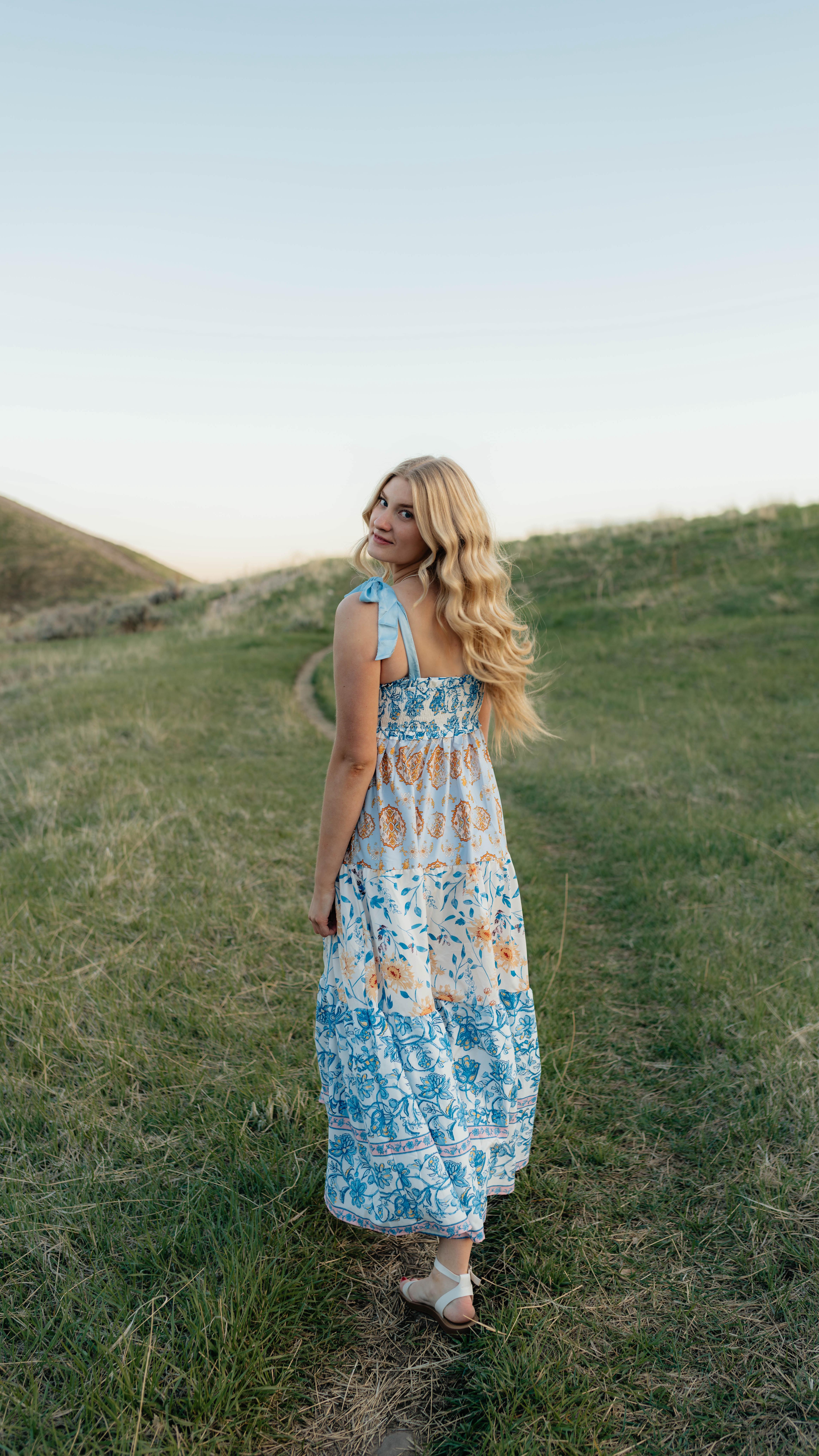 Editing on this cozy white chair is the best way to edit, highly recommend!
#saltlakecityphotographer #loveandwildhearts #saltlakecityelopement #northernutahphotographer #utahisbeautiful #utahunique #saltlakecity #visualambassadors #utahphotography #utahweddings #posepatch #utahisrad