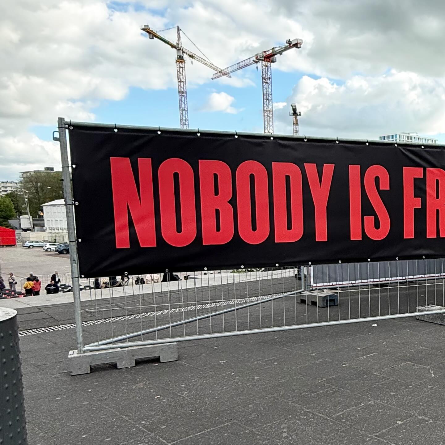 NOBODY IS FREE UNTIL EVERYBODY IS FREE
Exhibition design for The Black Archives
Pop-up expo during Liberation day at Anton de Komplein in Amsterdam Zuidoost. Discover the hidden history of resistance and solidarity, and explore what freedom means in today’s world—one still marked by injustice and inequality. Which stories are heard, and which are silenced? What can we learn from these histories of resistance today?
Newspaper design @recent.co
More info @the_blackarchives
#culturalrearchiving #exhibitiondesign #exhibition
#Burobraak #designforsocialimpact #SocialDesign #SocialDesignStudio #GraphicDesign #graphicdesignstudio #graphicdesigners