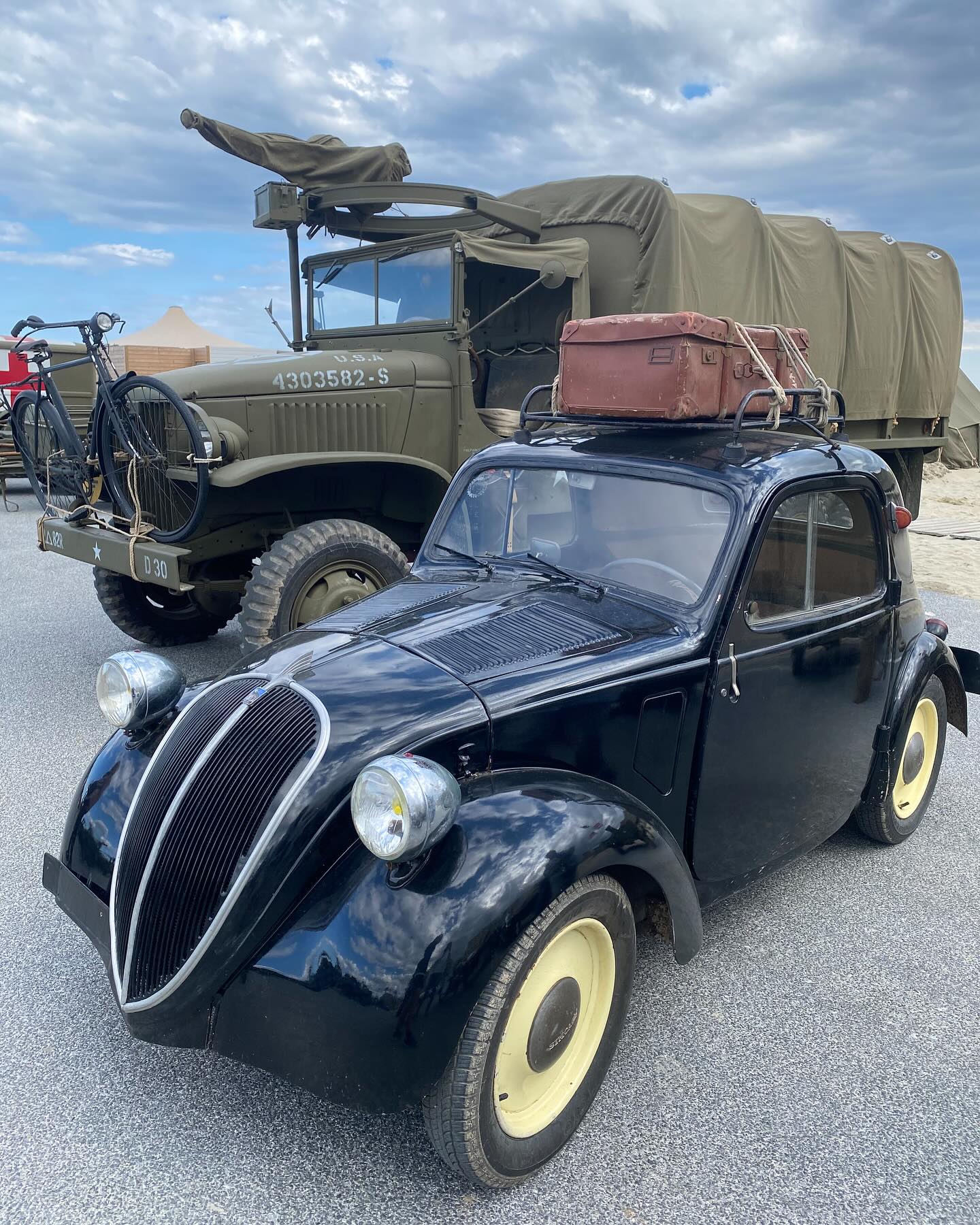 J-1 avant les commémorations de la fin de la 2e GM. 80 ans…
J-1 avant la sortie de « Celui qui haïssait la guerre ».
Les mots ne seront jamais des armes (quoique…) mais ils auront au moins le pouvoir de nous remémorer le passé et, peut-être, de nous faire réfléchir sur l’avenir…
#2guerremondiale #libération #canetenroussillon #occitanie #memoire #temoignage #toulouse