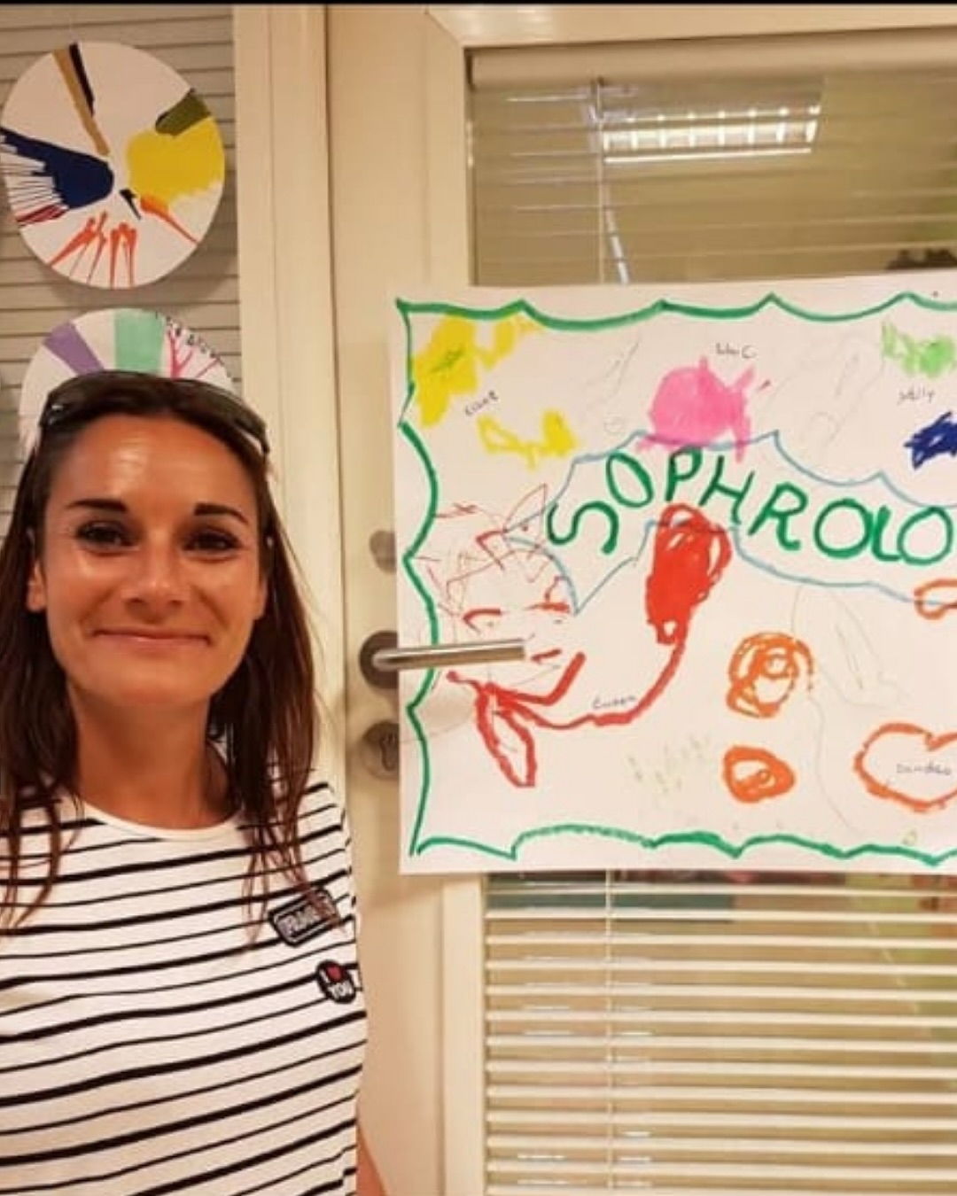 Retour en images sur près de 10 ans de collaboration entre Sofronicia et la crèche BB Soleil à Nice. Un partenariat vivant et inspirant initié par Martine Benhamou, directrice de crèche auprès de Céline Cherbetdjian @celinecherbetdjian sophrologue et directrice pédagogique de Sofronicia.
Retrouvez l’article complet sur cette belle histoire, sur notre site web : https://www.sofronicia.com/post/partenariat-bb-soleil-et-sofronicia
#Sofronicia #BBsoleil #sophrologie #sophrologiebebe