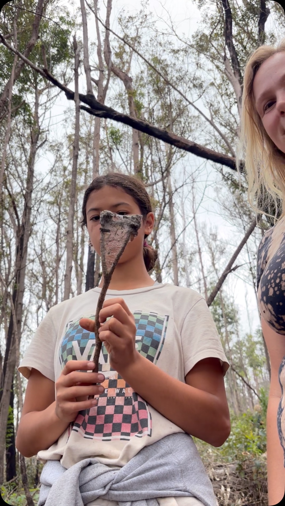 Today was a beautiful reminder of why boredom is not a problem — it’s a gift.
One of our students, feeling a little bored during morning activities, began collecting spider webs in hopes of catching bugs. Her curiosity sparked a ripple effect among the group. She asked, “How do webs really work?” “How do spiders spin them?” “Why are they so soft?”
Her questions led us all into a moment of shared wonder.
Did you know that spider silk is one of the strongest natural fibers in the world — stronger than steel by weight, yet incredibly soft and elastic? Spiders produce different types of silk for different parts of their webs: sticky silk to trap prey, strong dragline silk for the web’s frame, and even silk to wrap their food or protect their eggs.
What started as a moment of boredom turned into a self-led exploration of nature’s engineering — the perfect example of how unstructured time in the outdoors fuels curiosity, creativity, and learning.
This is why outdoor education matters. This is why we allow space for stillness.
Because sometimes, the most meaningful learning begins with a little boredom.
#ponooutdoorprogram #moonandsaltfarm