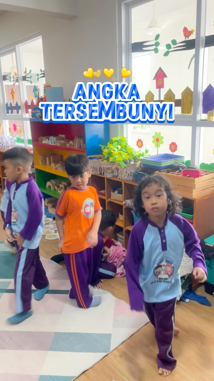 Dominan anak kinestetik, paling happy kalau sambil lari-lari 😁🤏🏻🫶🏻
#binsaniaschoolbintaro #siswatk #tamankanakkanak #sekolah #binsaniaschool #kindergarten #tk #funlearningactivities #funlearningforkids #calistung #numerasi #activity