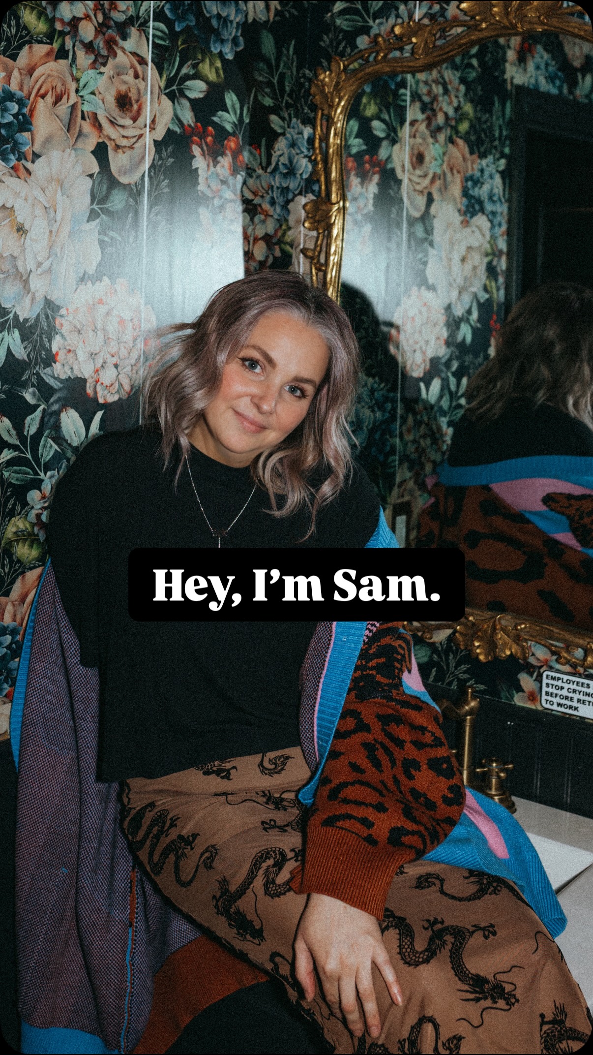 I’m Sam. I love gray blending and creative textured haircuts (think: shags, mullets, bobs, pixies).
I’ve been doing hair for a million years and I’m still figuring out what I love to do behind the chair but one things for sure..
I’d love to have you in my chair.