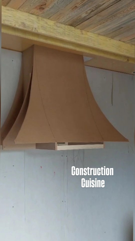 Les travaux de la cuisine bière au beurre ont commencé 🍺
___________________________
Aux nuits Magiques, nuit insolite Aube, ouverture 2025.
Et si on faisait une maison magique?!
Cap ou pas Cap...
#auxnuitsmagiques #nuitinsolite #airbnb #insolite #hp #griffon #decor #immersif #escapegame #witchlife #airbnbexperience #logementinsolite #champagneardenne #nigloland