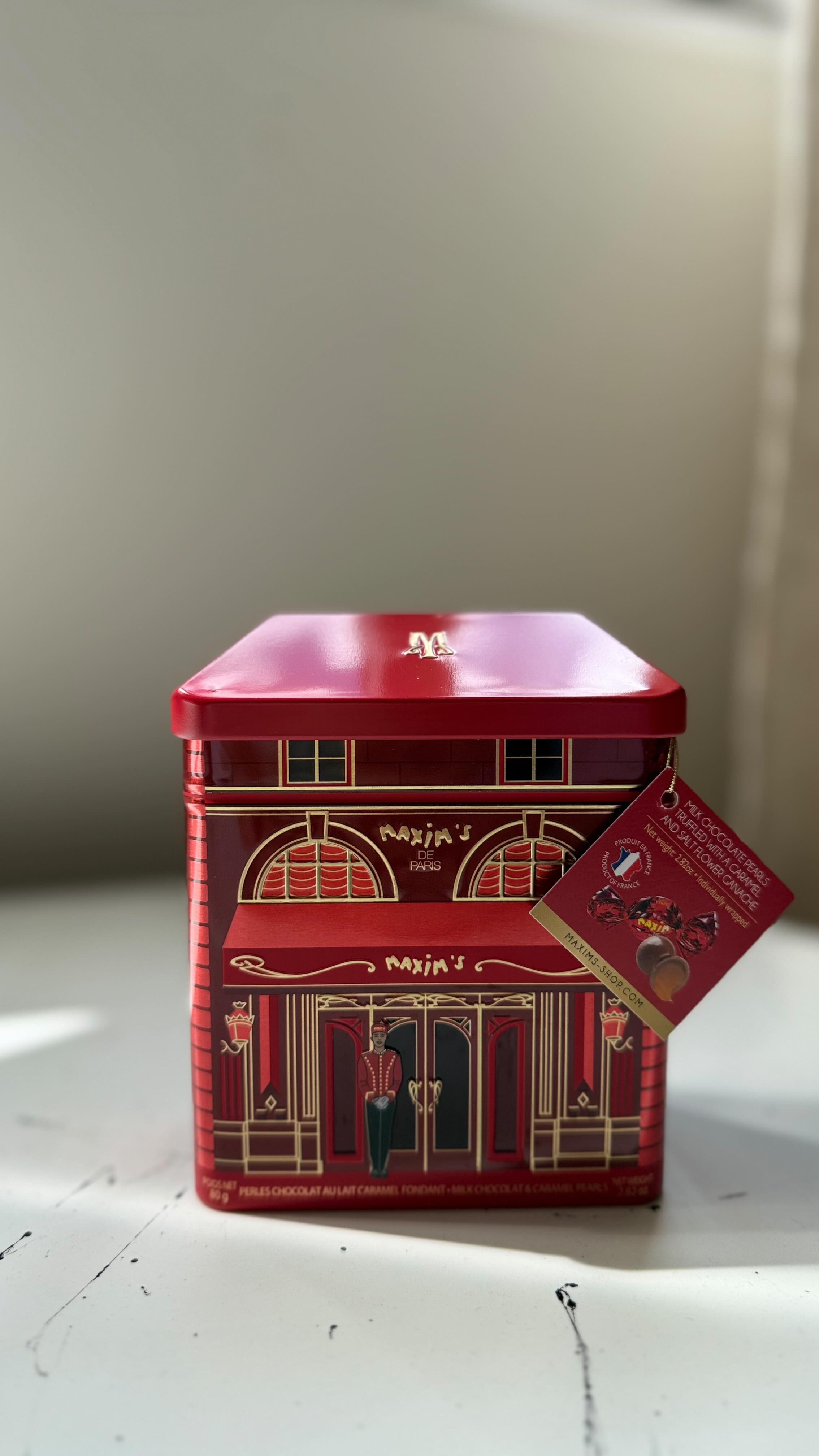 Nuevo producto en Feliz! Chocolate con caramelo de Maxim’s de Paris!
New product alert!! Caramel chocolate from Maxim’s de Paris🇫🇷
#chocolate #chocolategifts #cajaspersonalizadas🎀🎁💐 #cajaderegalo #hechoenfrancia #epicerie #épicerie #francophile #cajadulcera #cajadulce #regaloespecial #productosartesanales #productosoriginales #productosimportados #productosdecalidad