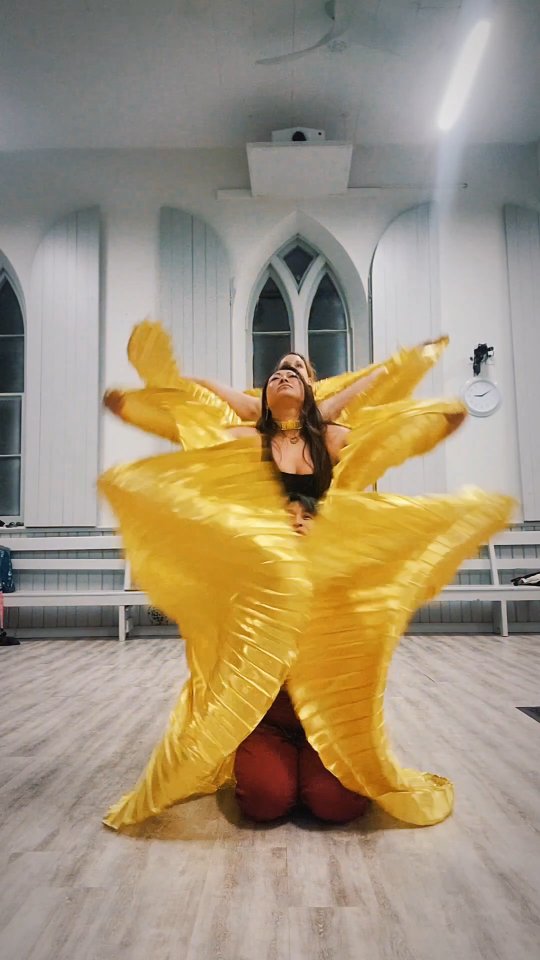 A lot of our pieces begin with just playing and experimenting ✨️☀️✨️
Excited to shine our rays of light at the Wentworth Medieval Faire! We always have a great time performing and always cater our shows to suit the whimsy and magic of the festival.
Check out festival info at @wentworthfaire . Showtimes to be posted soon!
May 24-25
Ancaster Fairgrounds
#invoketress #Invoketressdance #renfest #guelph #guelphdance #wentworthmedeivalfaire #isiswings #dancers #rehearsals #marysnow #ishra #ishrablanco #performers #sungoddess