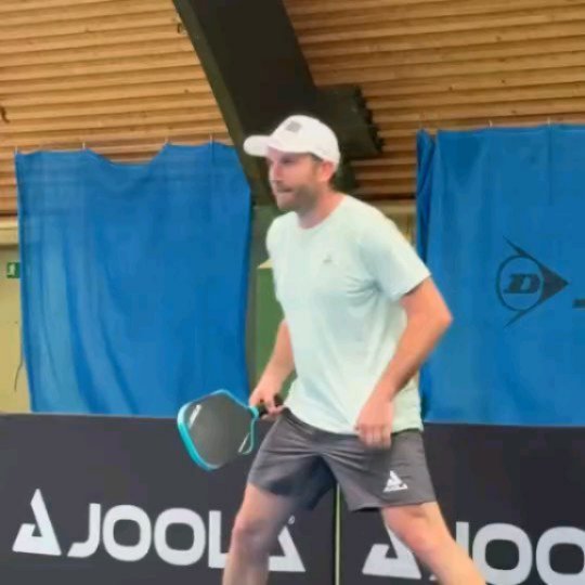 Thank you for hosting such a great tournament to @racketarena.de You did an amzing job these days!
Made 5th in singles and also get some points for the doubles ranking because of the great performance of my partners @thordue and @klara.pickleball 🙏👍👍
Thank you @spontent_ for having me at the screen for the mens singles final. Was so much fun to commentate the well deserved win of @derru98 you were absolute unstoppable this weekend!
@rtapickleballtour brings pickleball in europe to new dimensions!!! So looking forward to go back on the tour in July. Next Stop: Stuttgart from 4.7.-6.7. See you there...got some homework to do on the trainingcourt. 👍💪🔥🔥
Last but not least thank you @joolaeurope.pb for support and the neverending passion for pickleball!
