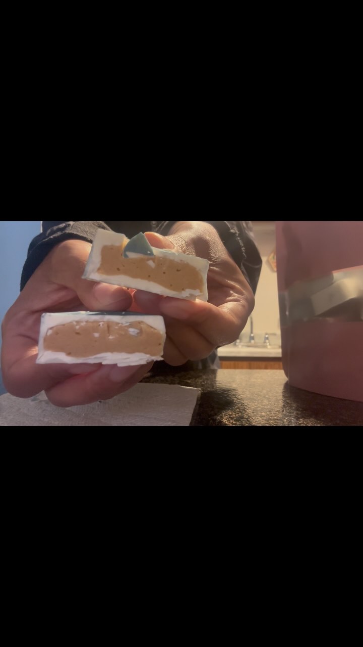 Shoutout to @rogerthealien from American Dad for the perfect voice over 😂
Chocolate? 😋Poison? 🫢CHOCOLATE DIPPED POISON?! 😧
Peanut butter filled white chocolate squares 🤭🤗
•
•
•
•
•
•
•
#BakedGoods#HomeMade#SoftCookies#ForYou#fyp#packagedorders#trending#SupportSmallBusinesses#cookies#Fresh#DallasTexas#TexasPastries#CustomOrders#MustTry#Baker#Barkernearme#buttercream#frosting#filling#filled#partnershipsopen#cake#Birthdaycake#trending#selftaught#Baker#events#explorer#explorerpage#cupcakes#chocolate