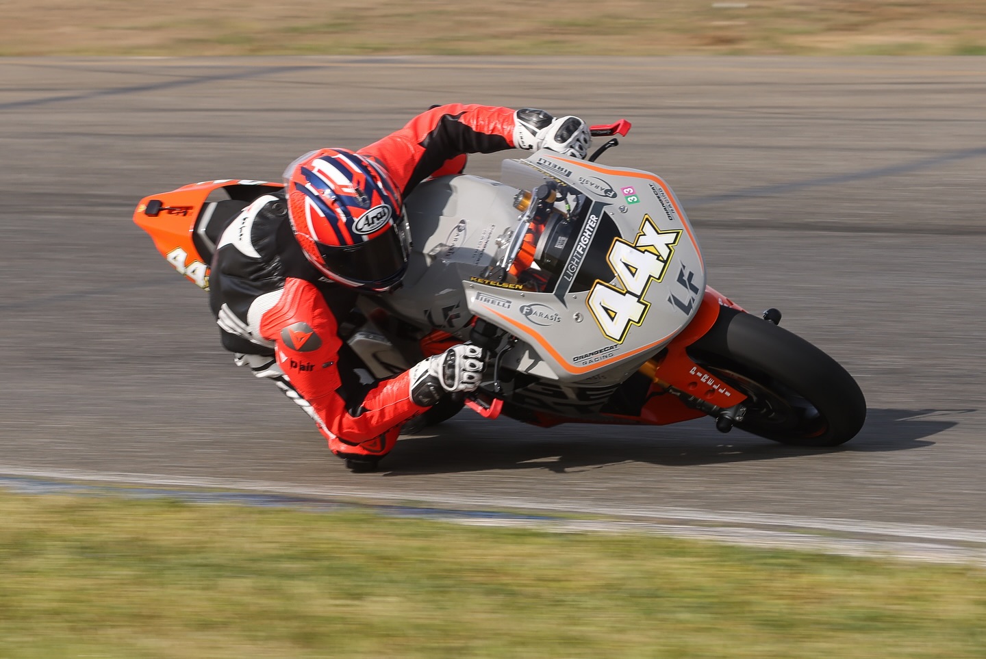 The Orange Cat Racing Lightfighter team had another strong weekend at AFM Round 2 at Thunderhill. With Jayson Uribe and Andrew Lee out east kicking butt in MotoAmerica, Brenden Ketelsen climbed aboard V3 and showed why he’s the no.1 plate holder in the club. We battled some windy conditions while Brenden quickly acclimated to the bike. Finished the weekend Qualifying P1 and taking wins in the Formula 2 Sprint and Main races as well as Middleweight Superbike as the only electric bike in the field. Brenden also snatched the electric motorcycle lap record setting a 1’51.2 in Saturday’s sprint race. Awesome job to Brenden and the whole LF/OC crew! Thank you to all our sponsors and fans that came out to see us! 🙏🙌