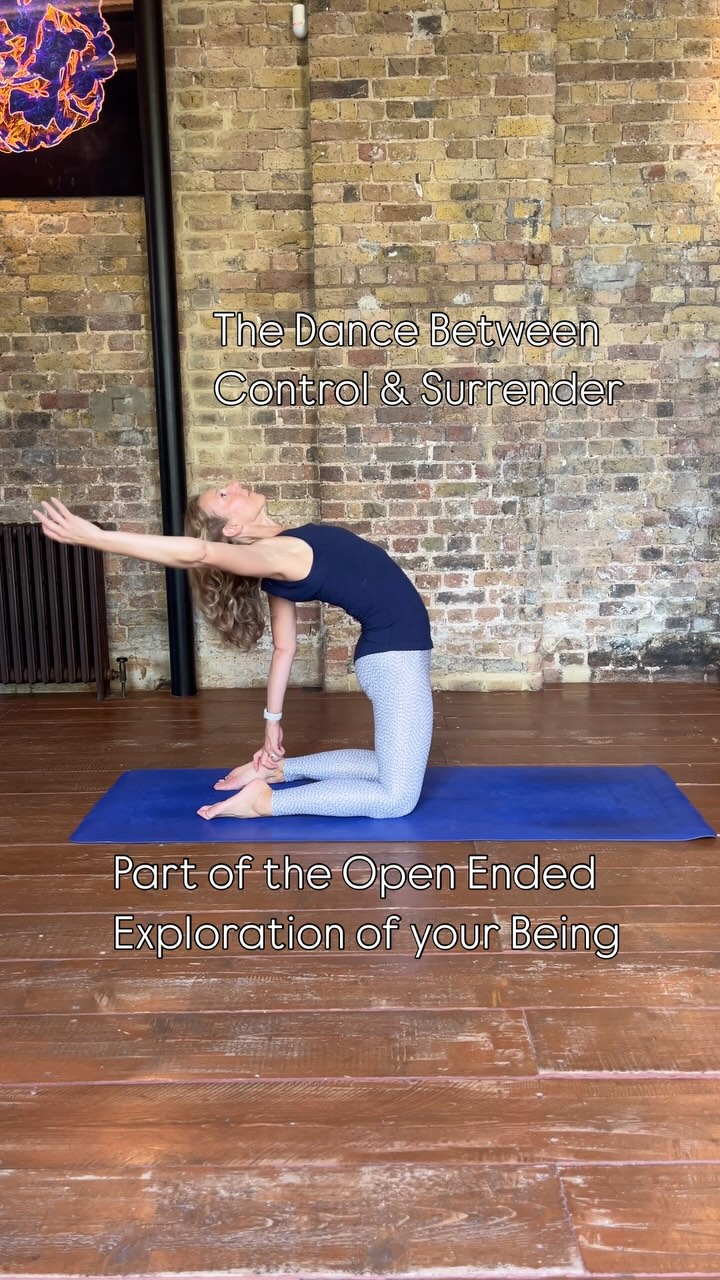 “Artists, ultimately they really do care.
They care about the environment.
They care about the future of the planet.
They have this incredible ability to look at things in a very different way and communicate in a different way.”
Laura Culpan @artwisecurators
What does this have to do with yoga?
Everything!
Yoga fosters a wonderful connection to ourselves, each other and the world around us.
A backbending flow ( my favourite way to ease into #ustrasana) for a deep heart ❤️ awakening practice. Try it and tag me @cindysullivanfitness @_laurayoga @laurenupsidedownorsideways @zoneinyoga Add blocks and tuck the toes under for extra height.
Prakāśa kriyā sthitiśīlaṁ bhūtendriyātmakaṁ bhogāpavargāthgaṁ dṛśyam. Sutra 18: Book 2
One interpretation- when we are the true self the body becomes part of nature which itself is a combination of elements and organs. ❤️🌳🌊
As yoga practitioners our ability to slow down, breathe, move mindfully, be present and connect with the space around us can help us take our felt/embodied practice off the mat and into our lives. We care. 🌍
I was delighted to attend an exhibition opening last night @sothebys for @wwf_uk @artforyourworld #artforyouroceans and curated by Artwise. More details can be found on stories. Incredible pieces of art (using seaweed ink) by talented artists are for sale to raise funds/awareness of the environmental benefits of seaweed.
Available for public viewing now!
#yogaoffthemat #yogalondon #londonyogateacher #yogainlondon #artandyoga #yoganature #backbending #yogaflow
