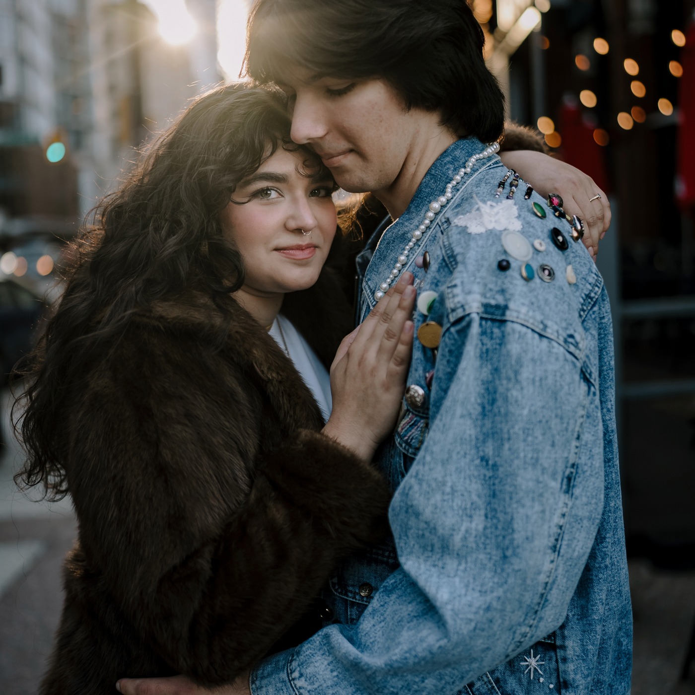Okay. Not sure why I was waiting to post this but I'm in love how this session with Krista and Cadence went!
We had this fun idea to shoot part of their session on the SkyTrain—because honestly, how many real-life love stories have started (or been daydreamed about) on public transit?
Their style, energy, and the everyday magic of the SkyTrain felt like a perfect match. I don’t think I’ve ever actually photographed in the Vancouver transit system before—maybe never? Montreal’s Metro still holds the top spot in my heart, but I’ve gotta say… Vancouver held its own on this one.
Swipe for a little romance between the stops.