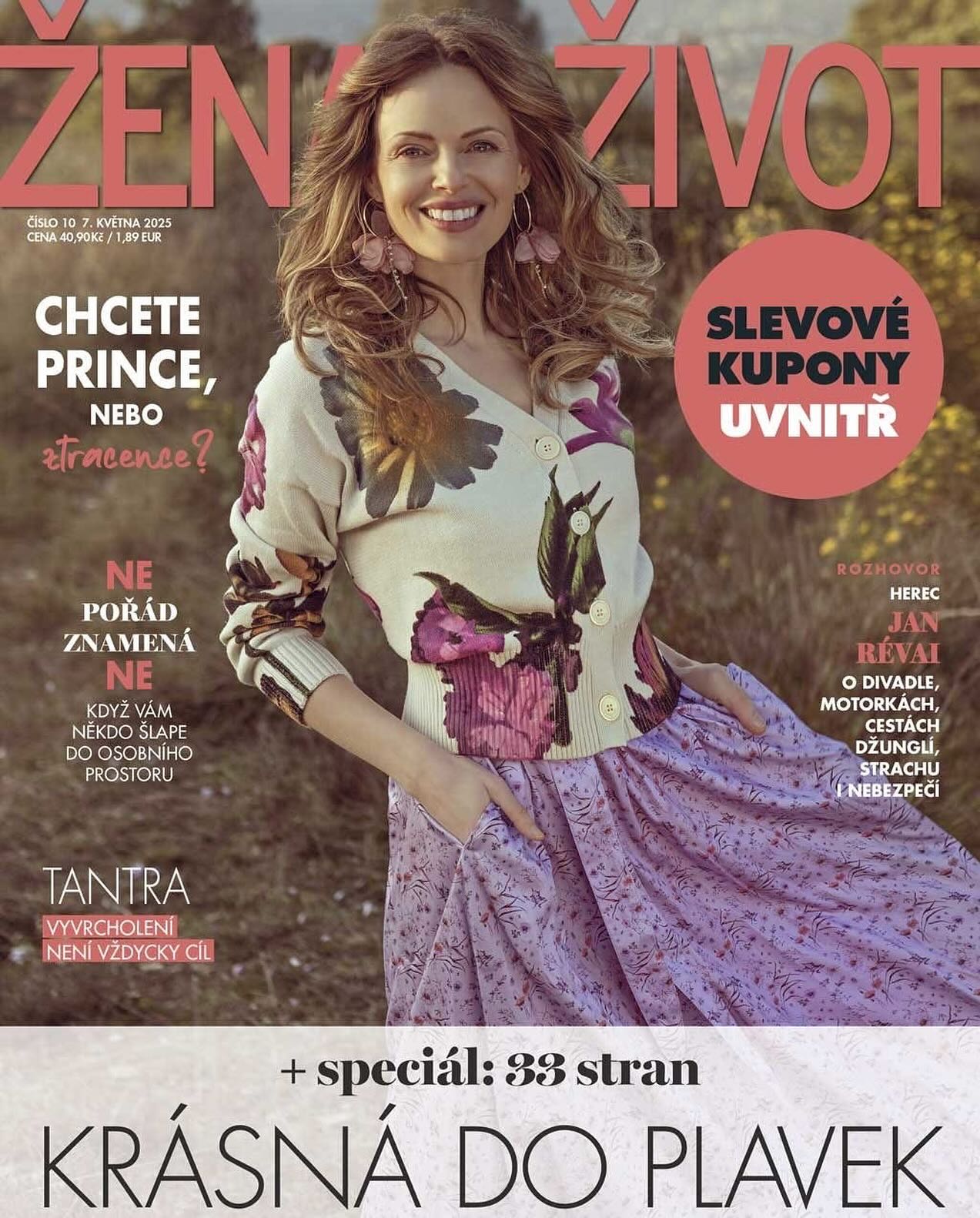 Na obálce nové @zenaazivot v šatech @tradiceczechfashion
Děkujeme💜
@lucierobinsonphoto
Muah @martinasmukova
Styling @janokimak