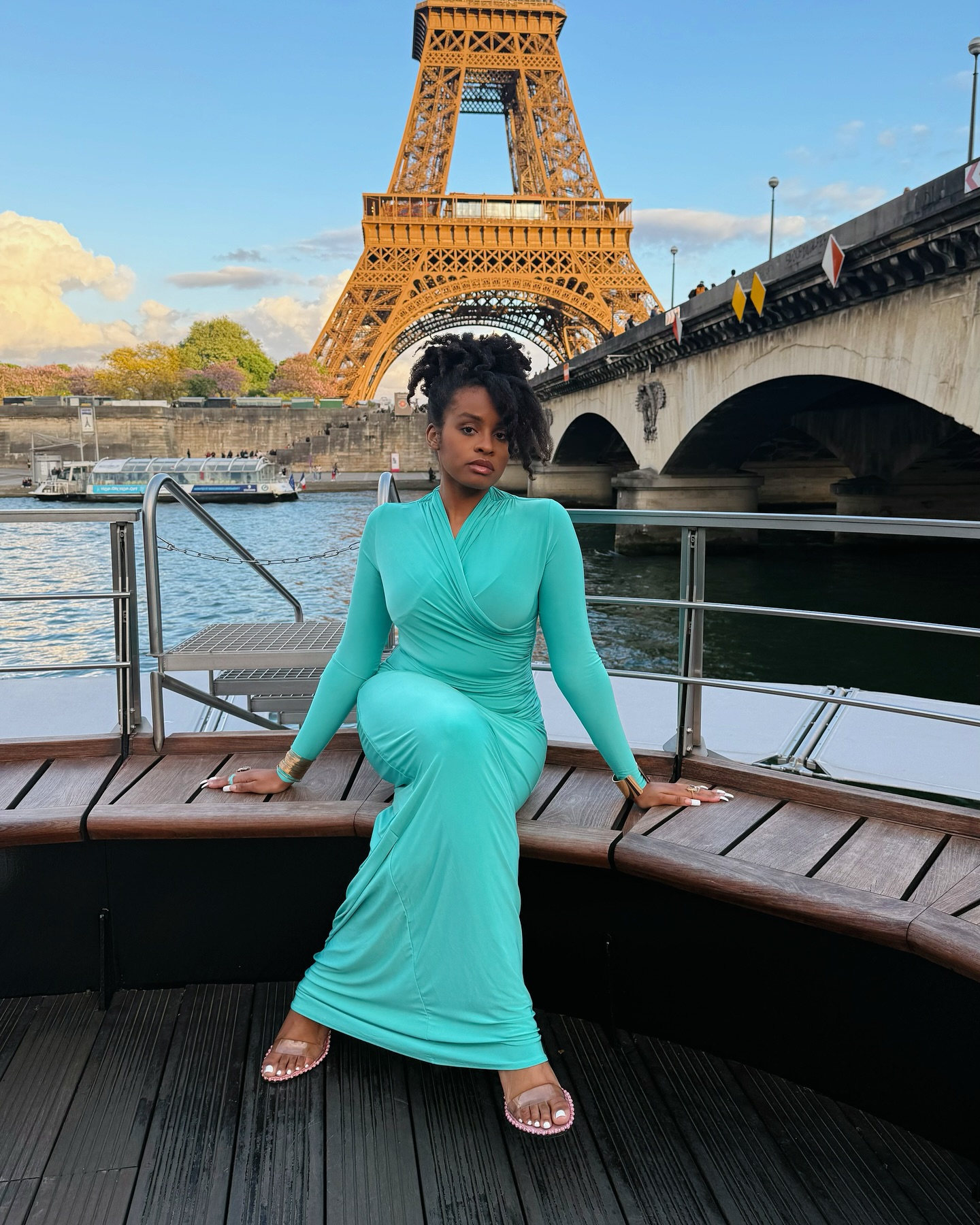 i deserve it all and i’m getting it 🦋