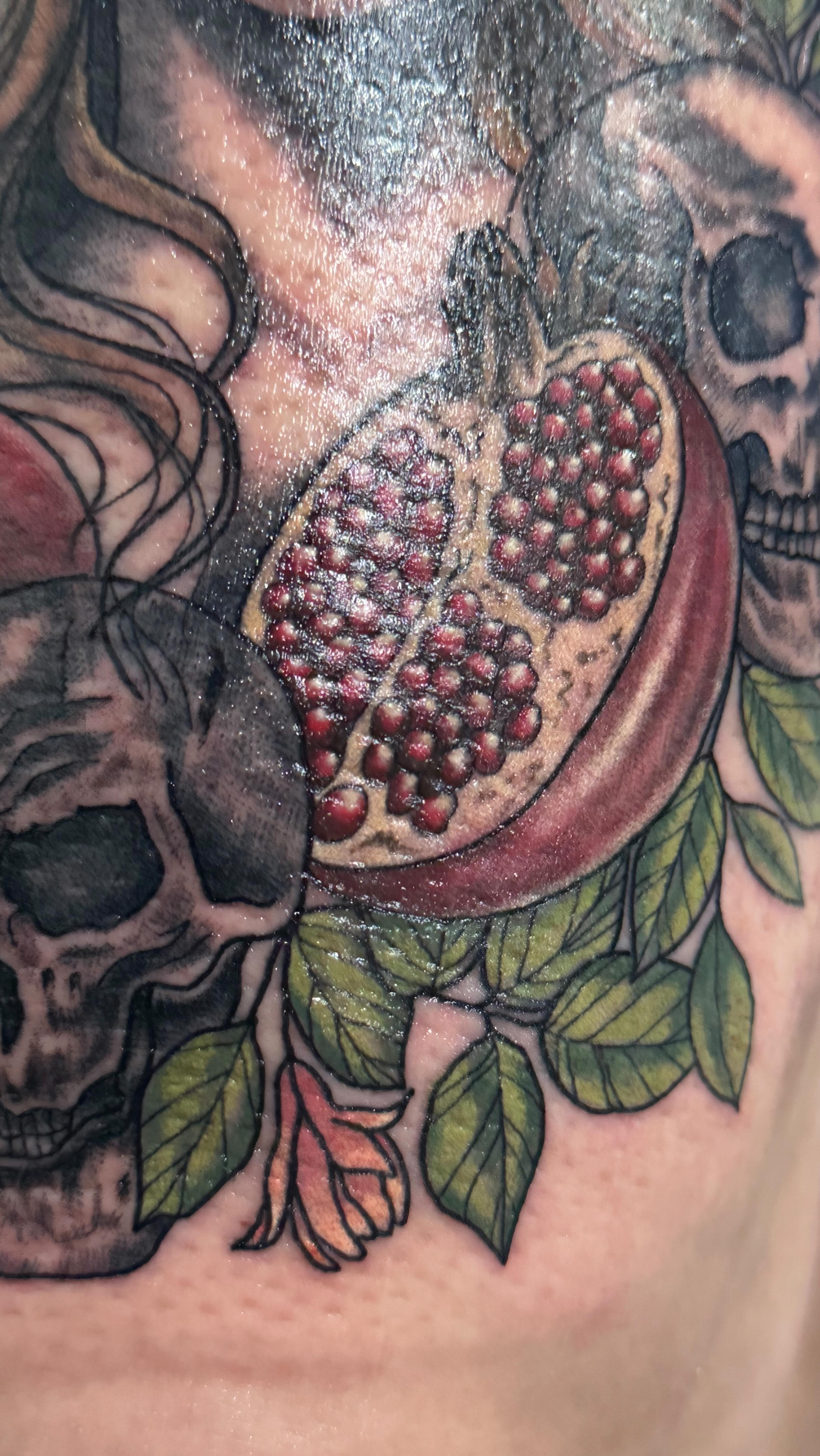 It’s never work when you’re with your bestie!! Stop by and have fun with us, piercings or tattoos!!
#sanantoniotattooartist #femaletattooartist #sanantoniopiercings #piercers #piercersofinstagram #girlboss