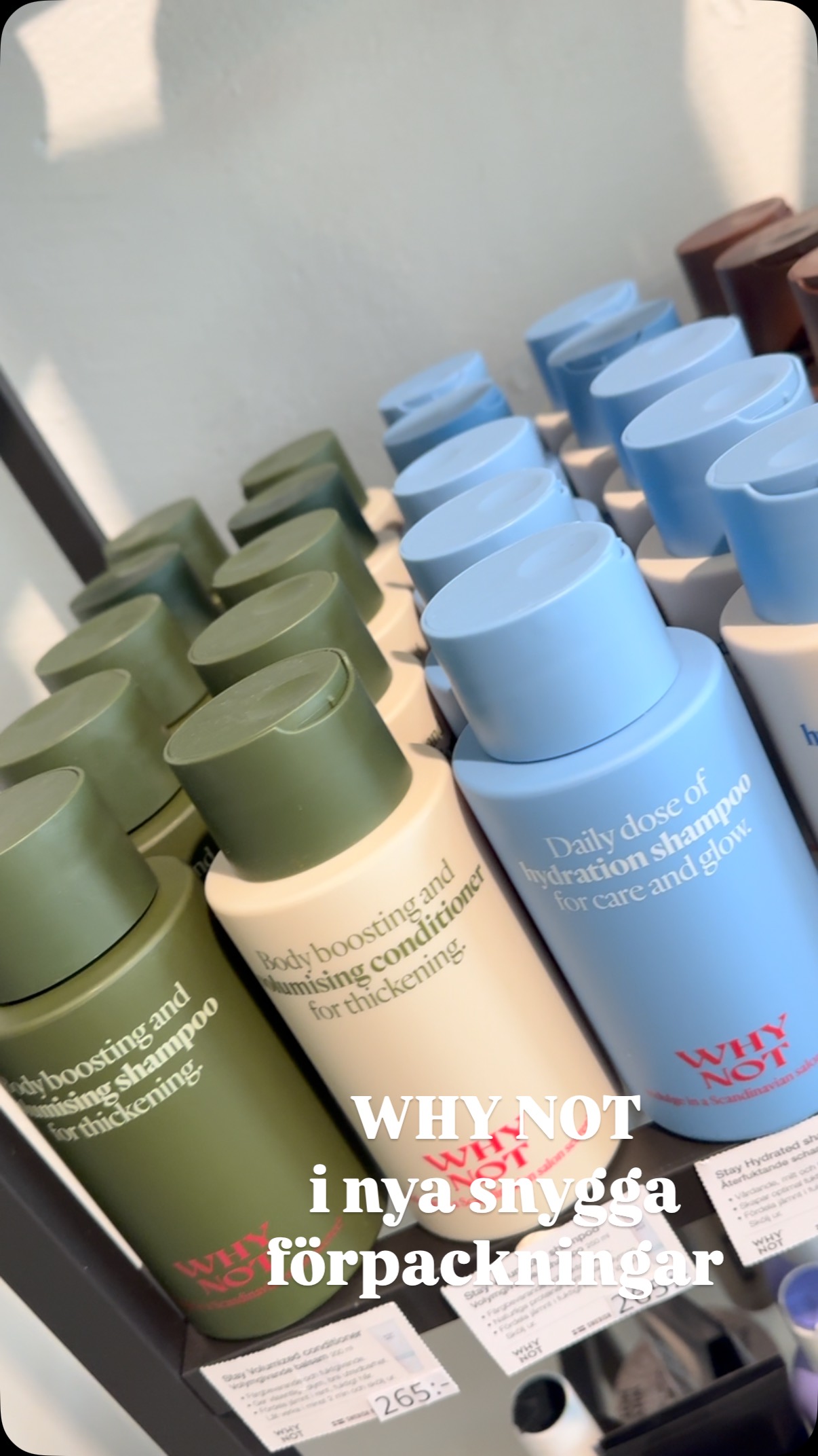 Märket WHY NOT har relanserats i nya snygga förpackningar ⭐️ Samma innehåll och svensktillverkade. Kom in på salongen och fyll på med dina favoriter. Kram 🥰 #salongengelbrektsgatan12 #lillatorg#frisör#frisörlojal #svensktillverkat #madeinsweden @hairbytanyaswe @jandy.1981 @fashionavesweden @why_not_haircare_official