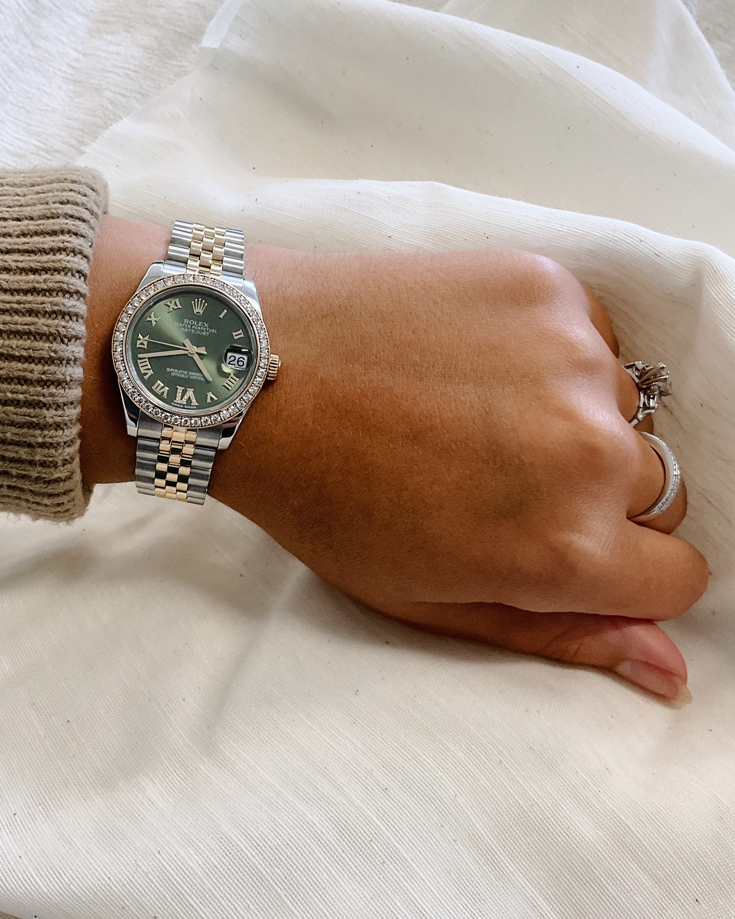 Rolex DateJust 31 🍸 Olive Green & diamond - set bezel 🫒