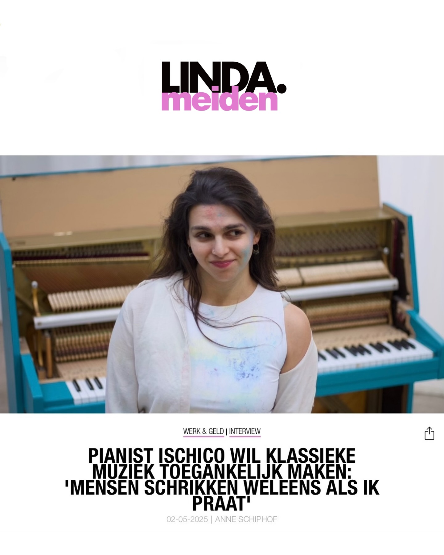 Dutch post incoming 📨
Echt ontzettend leuk dat @linda_meiden me wilde interviewen voor hun rubriek “Meiden aan de macht”.
Anne en ik kletsten over het loslaten van tunnelvisie, klassiek mixen met jazz en pop, grenzen verleggen, twijfels toelaten én gewoon doen. Ze heeft het prachtig verwoord.
Hier alvast wat losse screenshots ervan - Wil je weten waarom mensen schrikken als ik praat? 😂 Lees dan het hele interview met de link in mijn bio 😊
Super bedankt @linda_meiden en Anne Schiphof!
#lindameiden #meidenaandemacht #interview #kleurstof