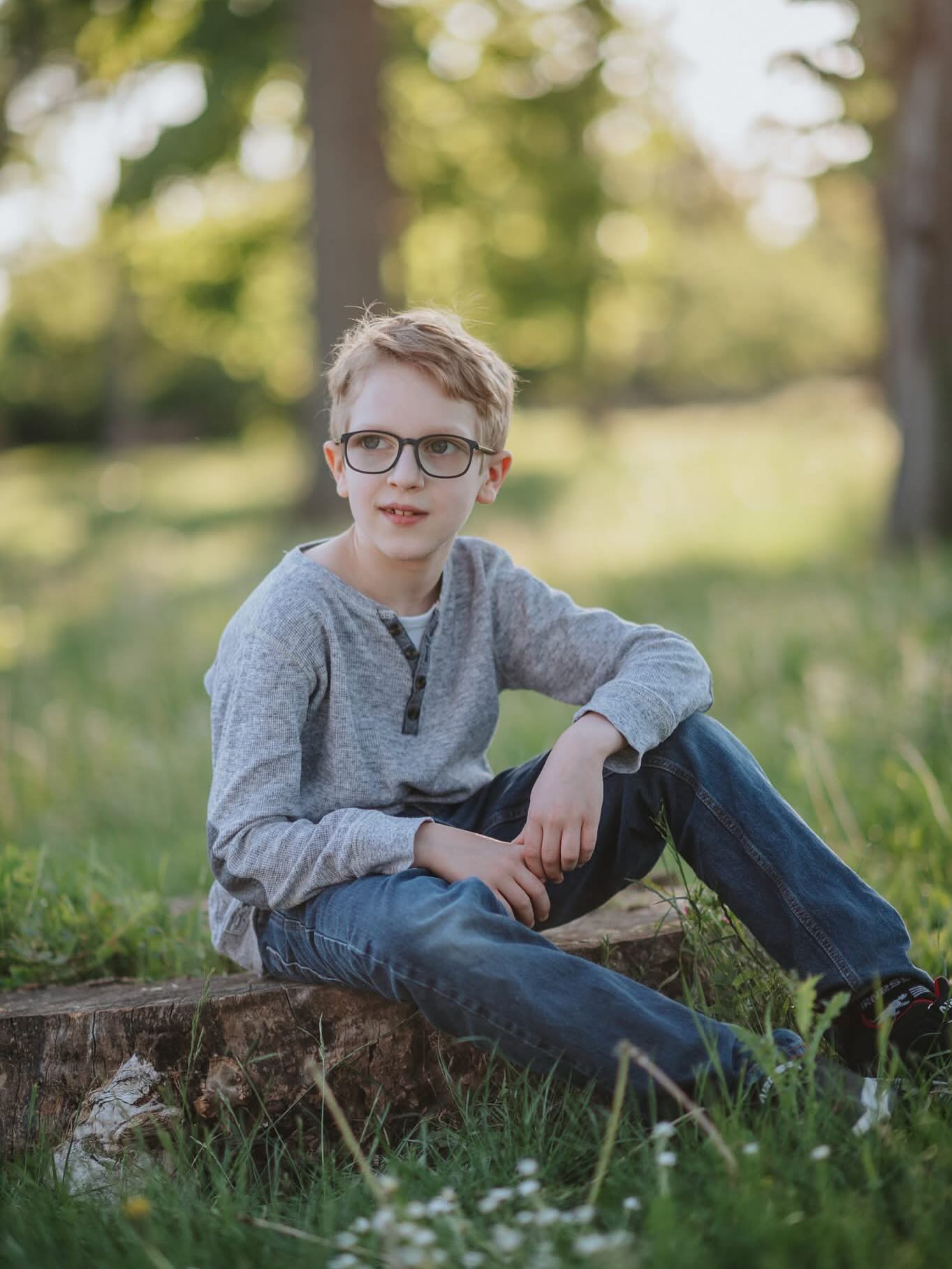 Séance photo au parc, juste avant le crépuscule
#photographe #famille #seancephoto