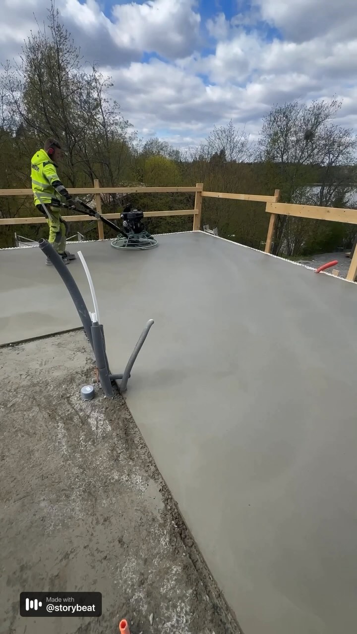 #tyresobetong #tyresöbetong #betongindustri #concrete #concretefloors #formwork #rebar #armering #betong #betongplatta #gjutning #powertrowlels #concreteslab #concreteflatwork
#detgråaguldet #glättare #gjuta #villaplatta #betongväggar #castconcrete #sloda