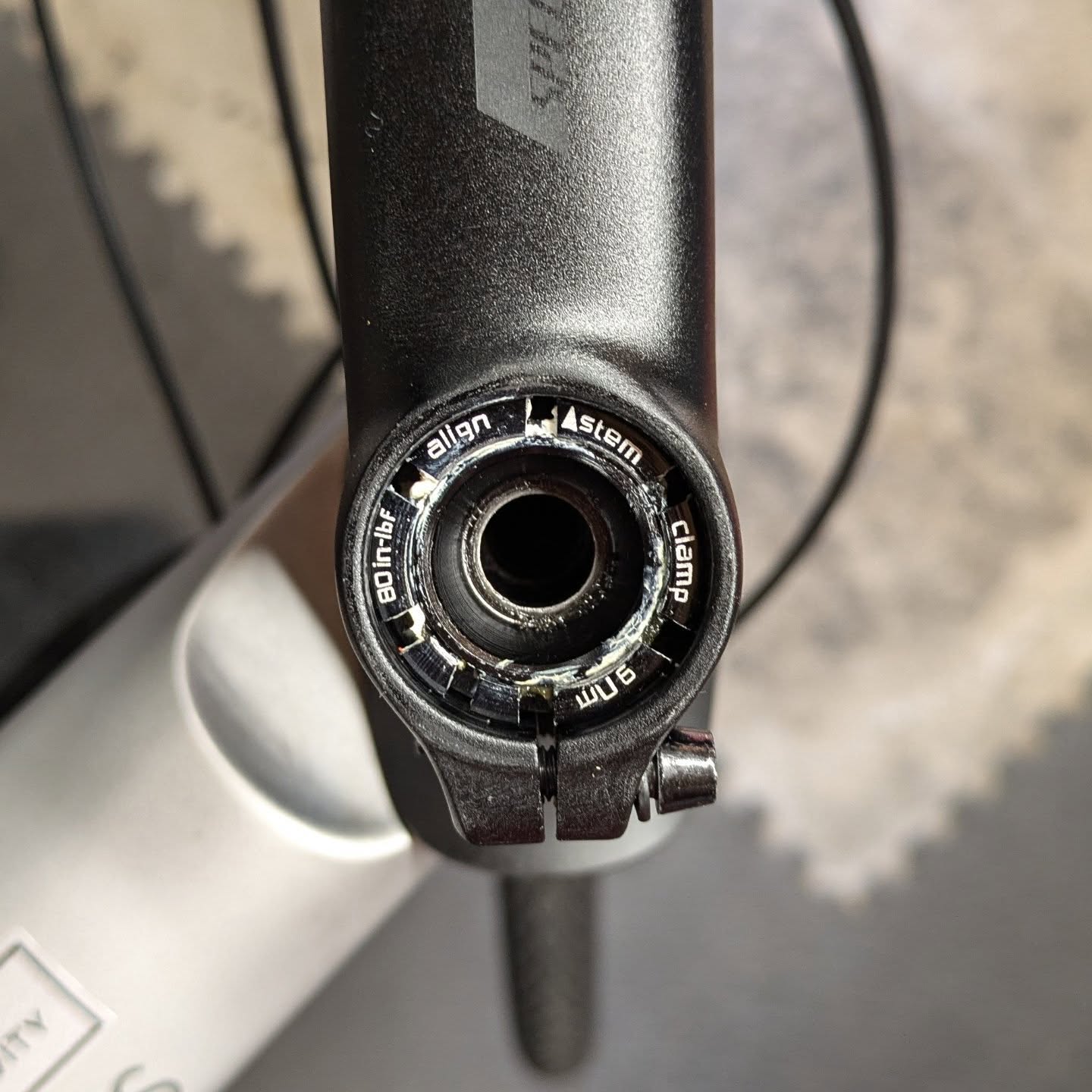 Getting the small details right when others don't... 🫣
#iykyk
#specialized
#roadbike
#projobnotabrojob
#bikesofinstagram
#bikeshopbingo