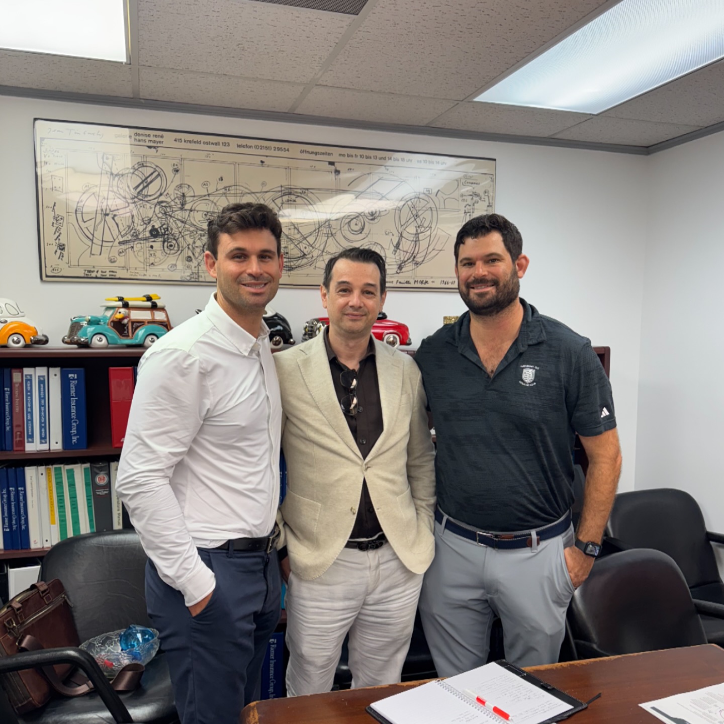 Thank you to Tony Abrudeanu from DOXA for stopping by our office, treating the team to bagels, and sharing valuable insights into DOXA’s customized solutions. At Riemer, we’re committed to staying informed and partnering with experts who help us deliver smarter, more tailored strategies for our clients.