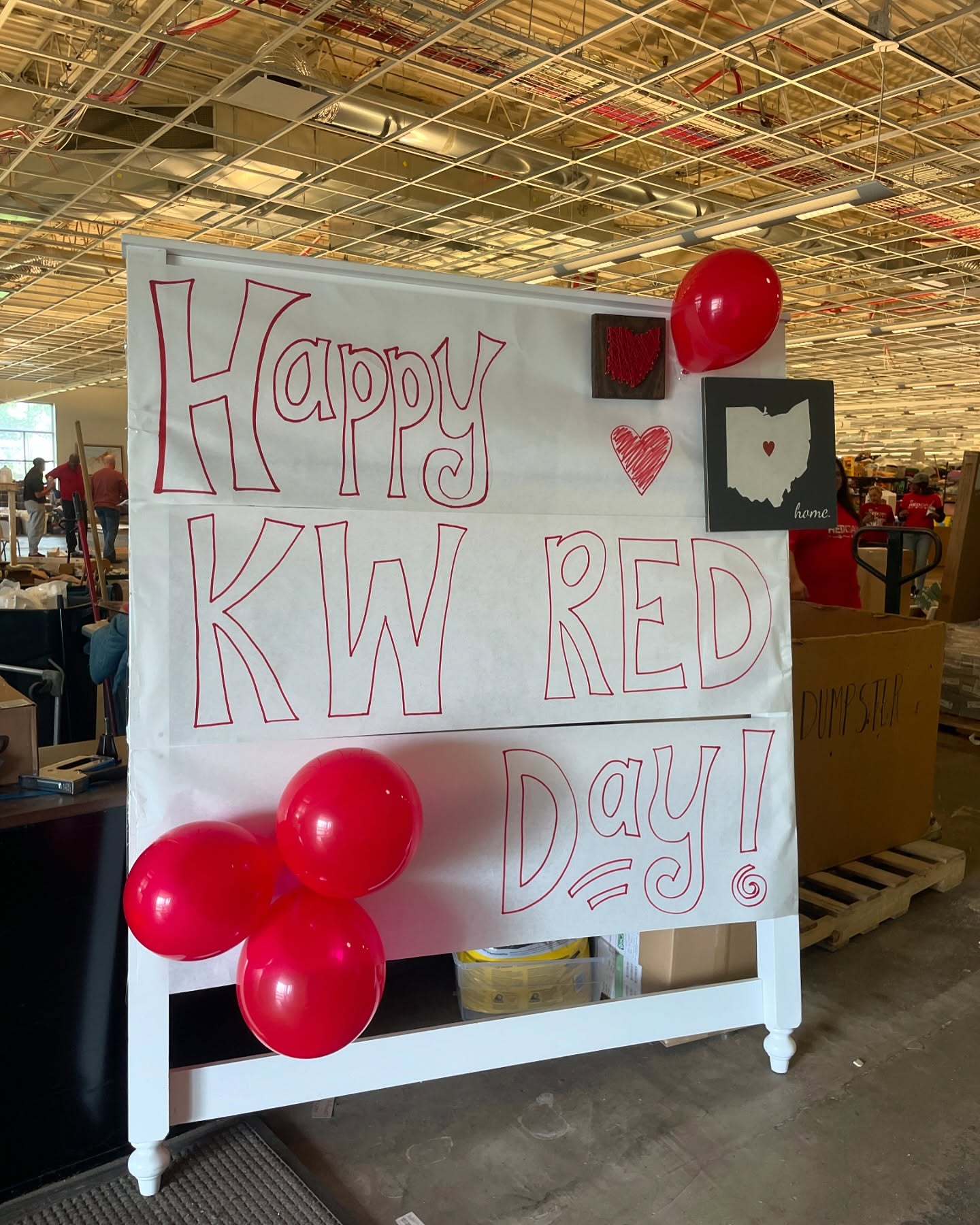 Huge thank you to everyone who participated, donated, and helped make RED Day a success! We’re so grateful for the opportunity to give back alongside such an amazing community. Thank you to Humble Design for hosting us and allowing us to support your incredible mission—your work is truly inspiring! ❤️
#redday #kwliving #livingitup