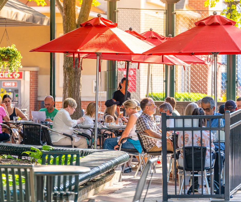 Patio season has officially arrived! 🍴
If you've been counting down the days to soak up the sun with great food and drinks outdoors, you're in luck. St. Charles is the place to be. Read our latest blog to learn everything you need to know to make the most of this long-awaited season!
Click the link in our bio to learn more 🔗