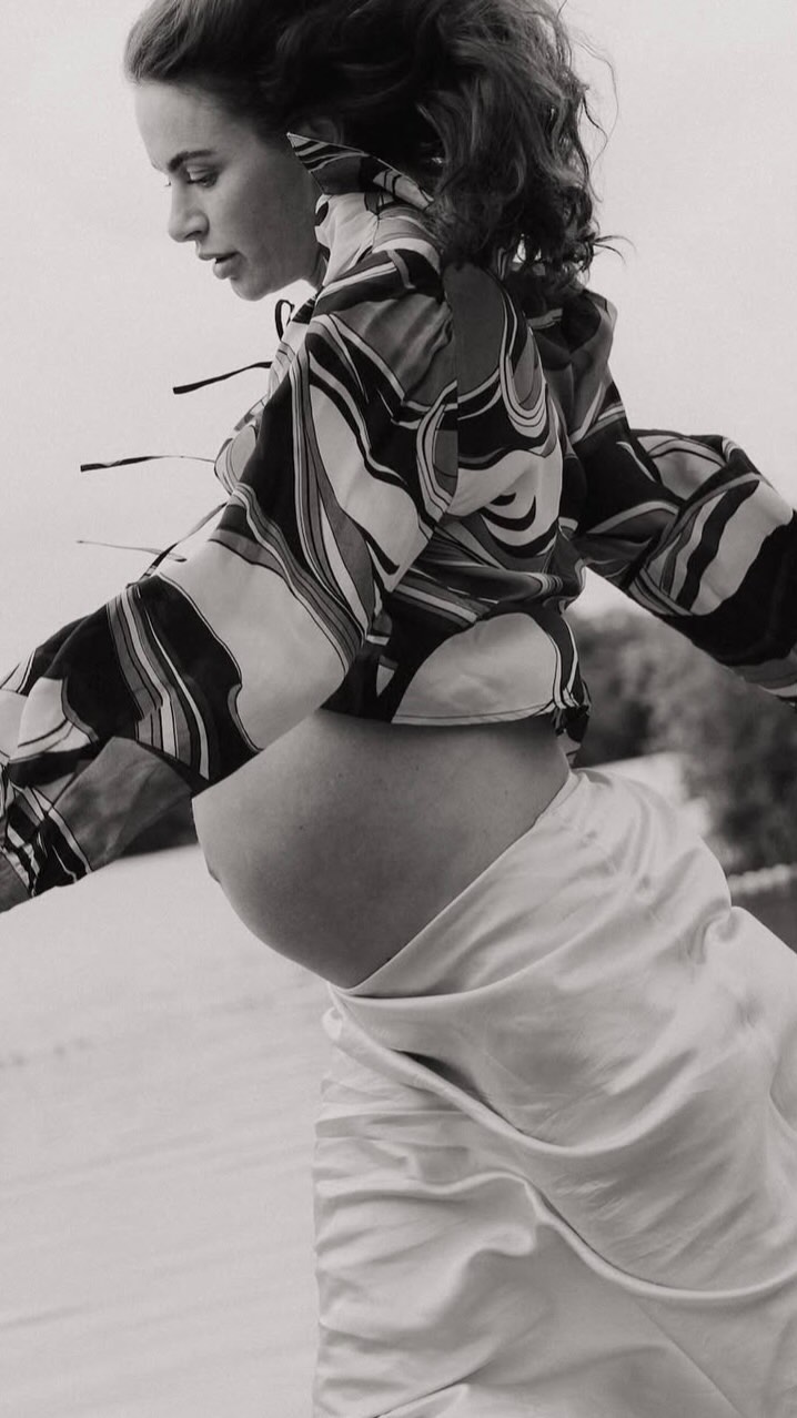 “Such mysterious business, motherhood. How brave a woman must be to embark on it.”
Becoming a mother, is like the universe initiating women, to re-learn everything they thought they knew so far ❤️
Where ever you find yourself on this day: in loving company, in grief may we all recognize and acknowledge the bravery of the transformational journey we call motherhood.
Beautiful @ashleysamwelgranli by @magicminds.studio for @the.tiny.muse 💫
Cover by @anigroeg.ph ❤️
#motherhood #thetinymuse #mothersday #mother