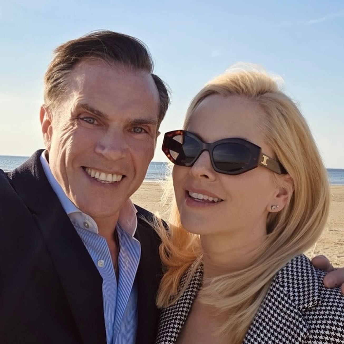 From Normandie with Love ❤️ bon week-end ☀️
*****************************************
#charlesphilippedorleans #princecharlesphilippedorleans #princecharlesphilippe #princedorleans #ducdanjou #naomidorleans #naomivaleskadorleans #princessenaomidorleans #princessenaomi #princessedorleans #duchessedanjou #maisonroyaledefrance #france