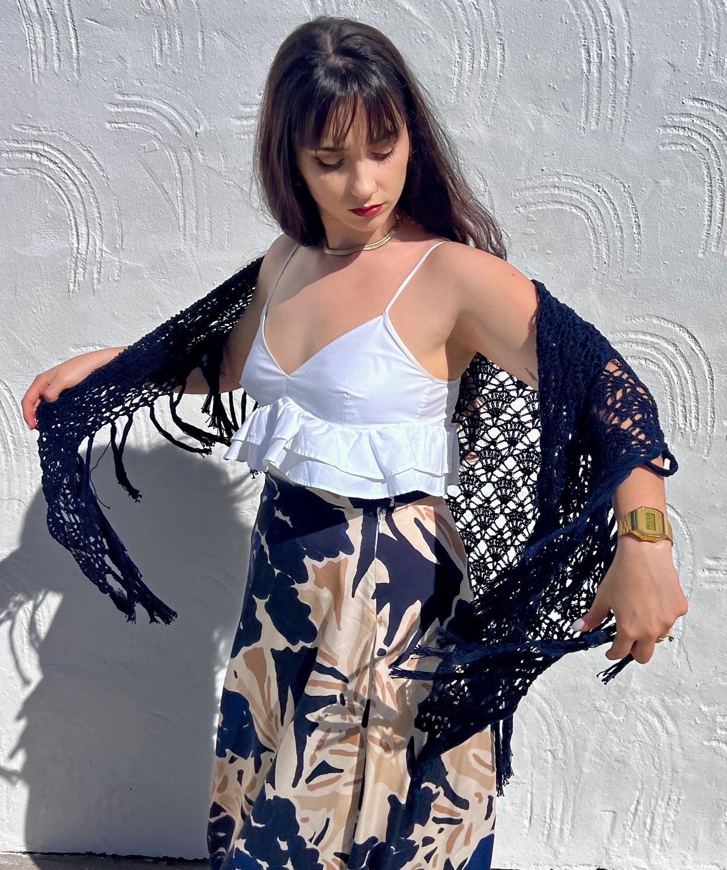 Descubre nuestros nuevos chales de crochet hechos a manoPresentamos una pieza fluida, ligera y elegante, tejida en azul marino profundo.
Transforma cualquier look de invitada sin necesidad de comprar un vestido nuevo.Flecos artesanales, caída preciosa y diseño atemporal.
Ideal para bodas, comuniones y cenas especiales.
Se puede personalizar en otros colores.
Edición limitada.Disponible en www.happycloudshop.com
Hecho bajo demanda.
Recogida gratuita en tienda (Castellón de la Plana).
envío gratis a toda España#modaartesanal #chalexclusivo #hechoamano #edicionlimitada #invitadaperfecta #bodas2025 #lookinvitada #modaespañola #hechoenespaña #invitadaboda #modamujer #accesoriosmoda #estiloBoho #chalartesanal #modaslow #comunion2025 #ropaúnica #castellóndelaplana