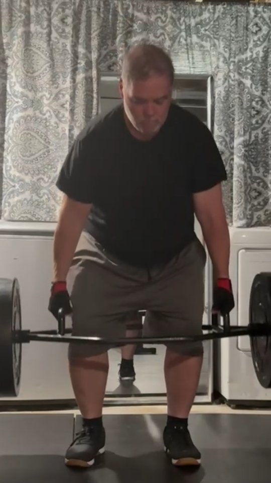 I donโt look for easy anymore. I look for the challenge.
Workouts werenโt easy at first. The weight felt heavy, the steps felt long, and honestlyโthere were days I wanted to quit.
Same with choosing not to drink.
1377 days ago, I made one of the best decisions of my lifeโto stop drinking and start showing up for myself.
It wasnโt instant. It wasnโt perfect.
But it was consistent.
Now, I lean into discomfort.
When somethingโs hard, I donโt back downโI rise up.
Because Iโm not chasing easy.
Iโm chasing growth, clarity, and strengthโmentally and physically.
Every rep, every step, every day without alcoholโit's a win.
And the best part? Iโm just getting started.
Not because it got easier. But because I got stronger.
#SobahBrothas #1377DaysAlcoholFree #ChooseTheChallenge #BuiltNotBought #MindsetShift #ConsistencyOverEverything #FitnessAndSobriety #StrongerThanBefore #HealthyLiving