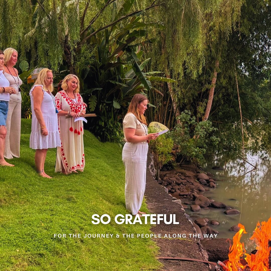 Back in March, I joined @gillian_mcmichael on her Devine Living retreat—two weeks of deep connection, reflection, and transformation.
What stayed with me the most wasn’t just what we explored, but how I felt: safe, seen, supported.
We shared stories, held space, and remembered who we are beneath the noise.
It was a powerful beginning.
A reminder that real change doesn’t happen all at once—it unfolds over time, with intention and grace.
This retreat opened something in me.
And the journey continues—
not just for days or weeks,
but through the seasons of life.
Grateful to have walked this part of the path with such beautiful souls.
Grateful to walk it every day—also in the days where it feels tough.
Grateful to remember I’m not walking alone.
@k.a.s.i.a.o_ @_kaylaraa_ @lizheg1983 @fionao.2703 @schaumburgerin @gillian_mcmichael
#DevineLivingRetreat #JourneyInwards #SelfDiscovery #TransformationTakesTime #GrowthWithGrace