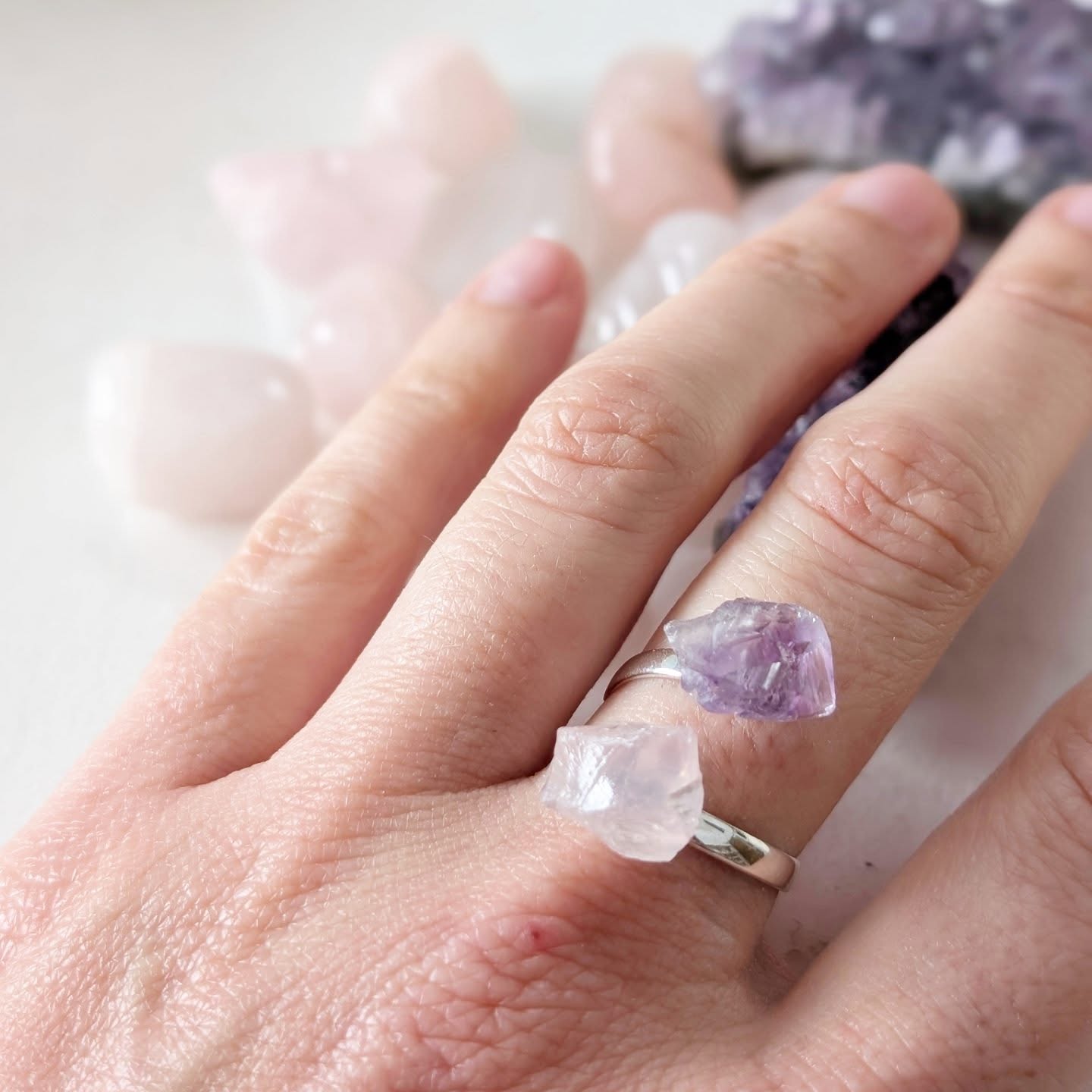 Novos anéis ✨ combina amor com harmonia ou limpeza com proteção ☺️ lindíssimos e com uma energia poderosa !
As nossas mãos são instrumentos maravilhosos e repletos de canais energéticos, usar anéis cristalinos é uma excelente forma de criarmos vibrações positivas na nossa vida 🥰
Disponíveis na tua loja favorita ❤️
#cristaisnaturais #aneldecristal #turmalina #ametista #selenite #cristaisholistico #cristaiseenergia #joalheriaespiritual #joiascomsignificado #energiaquepulsa #cristalnobraço #arteemcristais #anelartesanal #turmalinanegra #ametistapoderosa #selenitecura #cristaisterapêuticos #joiascomcristais #cristaisnaturaislindos #protecaoenergetica #espiritualidadecomestilo #feitoamao #joiasautorais #energiafeminina #acessoriosenergeticos #pedrasnaturais #vibracaopositiva #cristaisportugal #lojadecristaos #curacomcristais