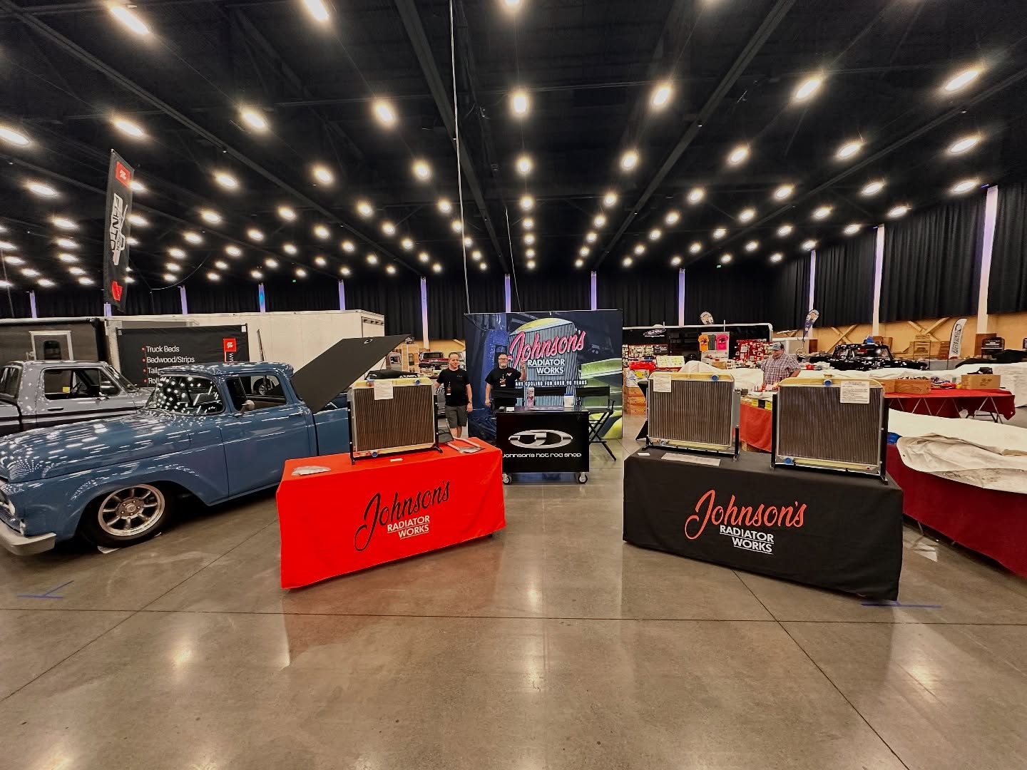 Beautiful day out at the F100 Grand Nationals. Come by the booth, ask us about our show special π
ββββββ
#johnsonsradiatorworks #jrw #copperbrassradiator #copper #brass #radiator #madeintheusa #craftsmanship #quality #alabama #ford #fordtruck #truck #f100 #f150