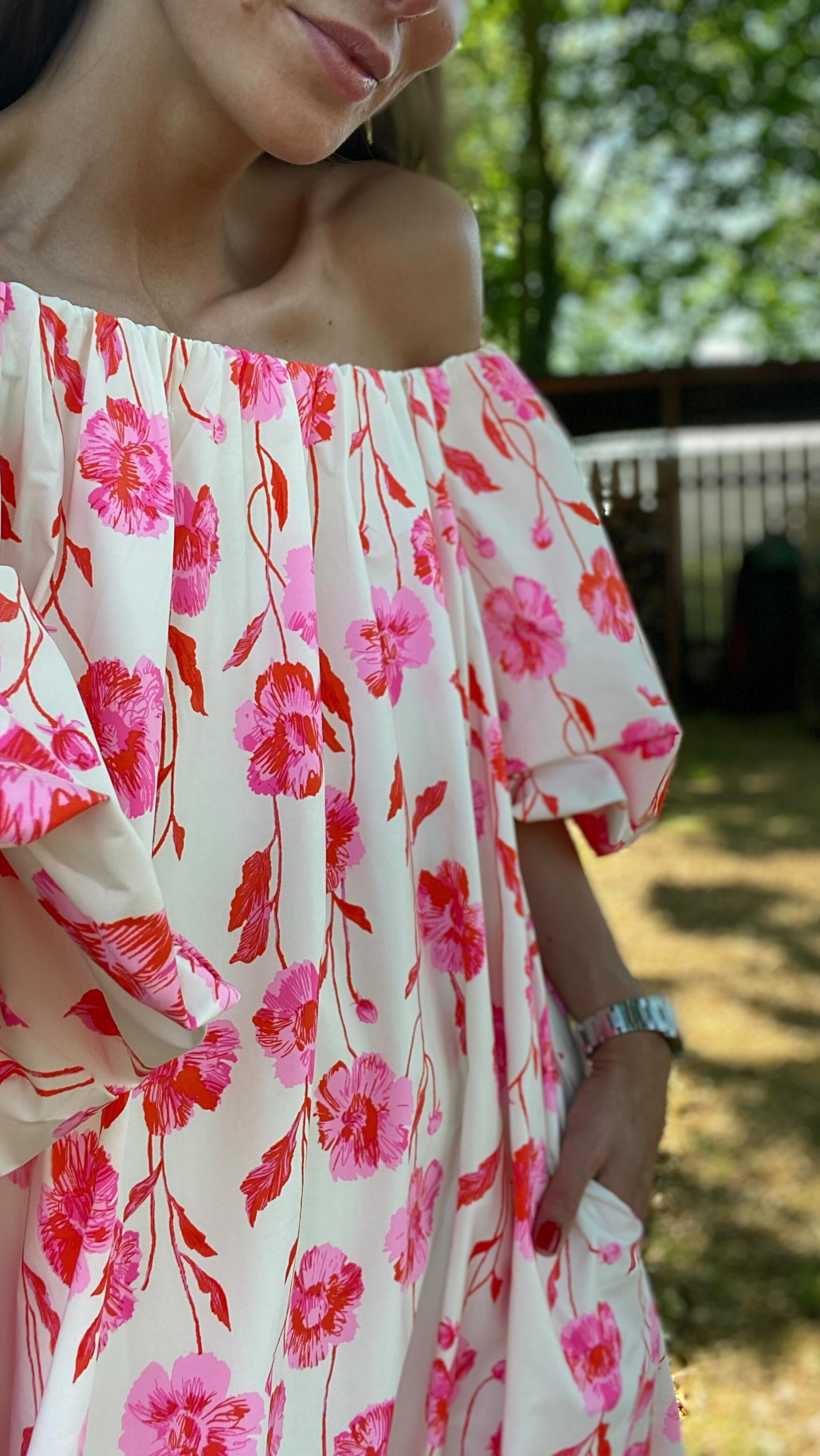 Dropped the earringβ¦ picked up a new look πΈπΊ
Happy to help you find the perfect gift for mommy π
#outfitswitch #springoutfit #ikkoopbelgisch #mothersday #mothersdaygiftideas #botthygeraardsbergen #botthywomen #botthymen