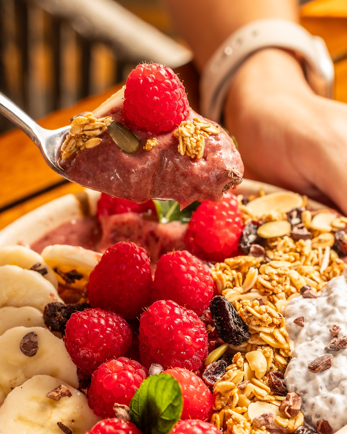🌅 Despertar frente al Pacífico. Comer con vista al paraíso.
Desde el primer rayo de sol hasta el último bocado, Venazú es una celebración de sabores locales con vista al mar.
Capturar estos momentos es fácil cuando todo lo que te rodea inspira.
📍 Punta de Mita, Nayarit
📸 ¿Te gustaría desayunar aquí mañana?
#VenazúPuntaDeMita #FoodWithAView #DesayunoConVista #CocinaMexicanaModerna #lucescámaraybuenprovecho
@venazupuntademita by @wpuntademita