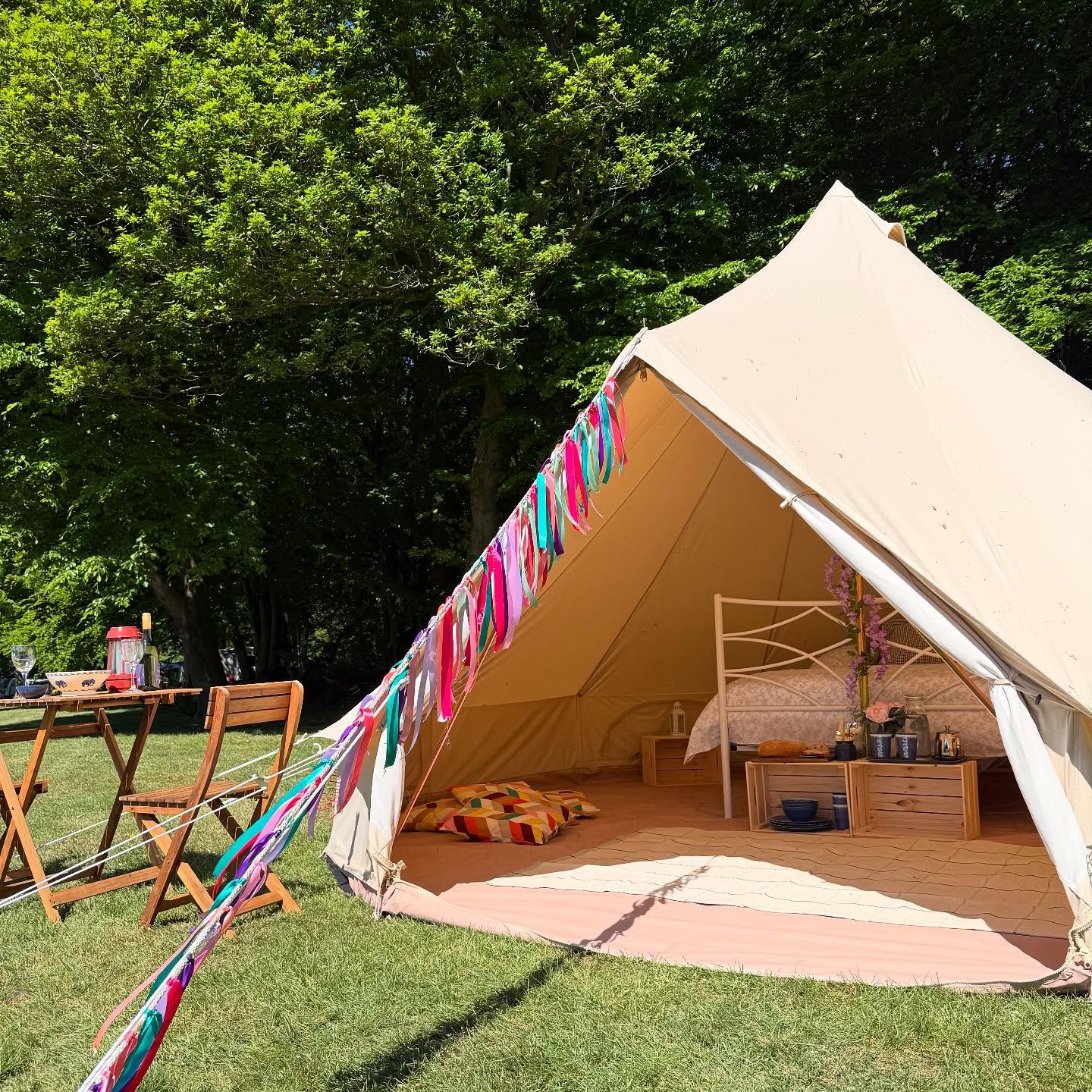 Somethings coming!👀
Beautiful bell tents from @thebelltentshop🩷
#campsite #camping #glamping #yorkshire #belltent