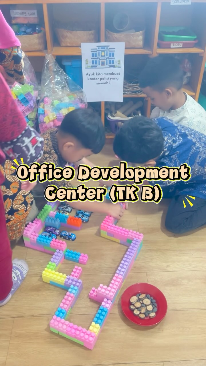 Sentra Pembangunan (Tema : Profesi)
#binsaniaschoolbintaro #siswatk #tamankanakkanak #sekolah #binsaniaschool #kindergarten #funlearningactivities #activityforkids #development #office #creativity #ideas #kidsinterior