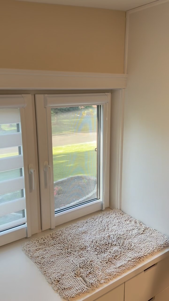 How to remove the sash in European Tilt and Turn Window with hidden hinges #tiltandturnwindows #hiddenhinges #europeanwindows #europeantiltandturn #contractor #windowcontractor