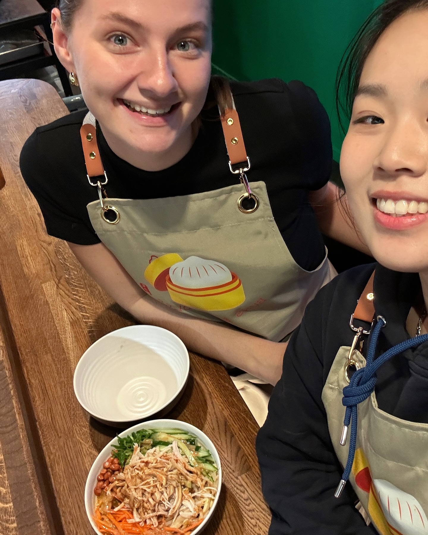 Experienced Full-Time and partime Waiter/Waitress Wanted (Aarhus)
Are you passionate about Asian cuisine and dedicated to providing guests with an outstanding experience? Then you might be the one we’re looking for!
We’re hiring 1 full-time who:
✅ Speaks Chinese, and Danish or English
✅ Is over 24 years old
✅ Is responsible, punctual, and ambitious
✅ Has a love for Asian food and Chinese culture
✅ Is service-minded and eager to learn our authentic menu
We are hiring 1-2 part-time who:
✅ Speaks Danish and English
✅ Is over 22 years old
✅ Is responsible, punctual, and ambitious
✅ Has a love for Asian food and Chinese culture
✅ Is service-minded and eager to learn our authentic menu
If you’d like to be part of our team — or know someone who would be a great fit — send your CV to infoaarhus@buns-noodles.dk, and let’s meet for a chat!
We look forward to hearing from you! 🎉🔥
📍Work location: M.P. Bruuns Gade 24, 8000 Aarhus
#jobs #jobdk