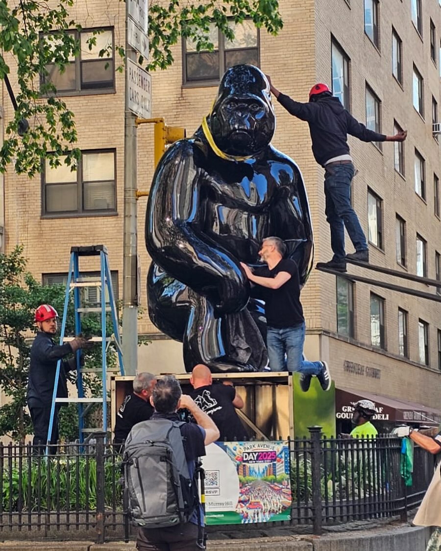 Installation « Le Majestueux » sur Park Avenue à New York.
#newyorkcity #art #sculpture #contemporain #michelbassompierre