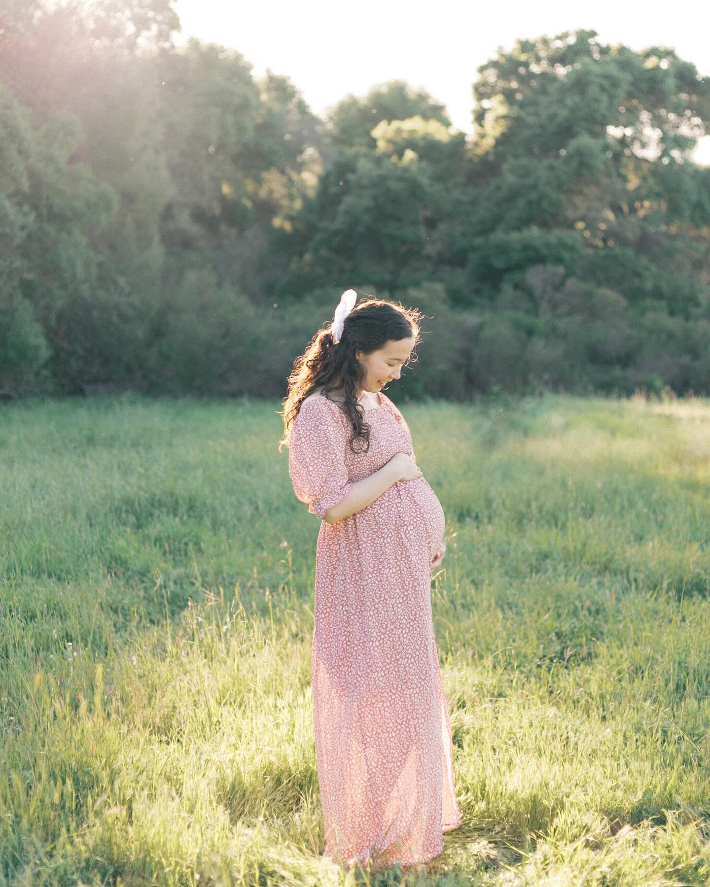 This is my first Motherās Day as a mom, and itās hitting differently this yearā
Iāve spent years photographing familiesāwatching moms do a hundred small things that rarely make it into the frame. Now Iām in it, too. The mess, the snuggles, the same book over and over again 28737393x a day (itās {Away in a Manger: Veggie Tales} for us š), the joy.
So hereās to all of us doing our best, and to the photos that help us remember it! š
Happy Motherās Day!